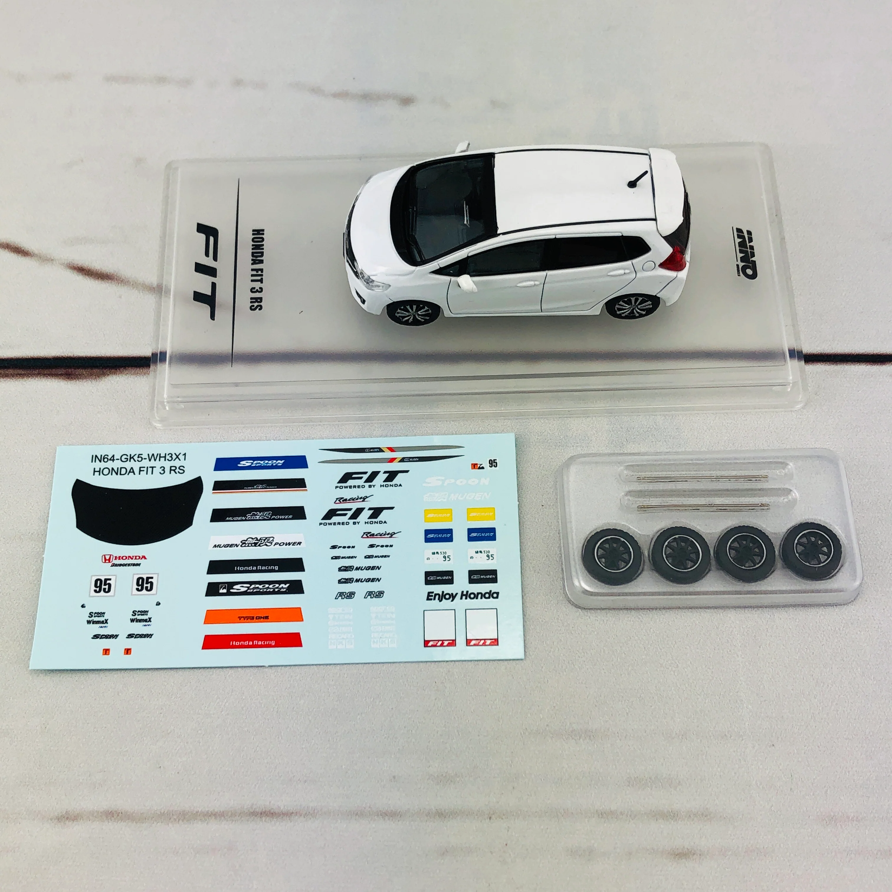 INNO64 1/64 Honda Fit 3 RS White IN64-GK5-WH3X1 - Image 7