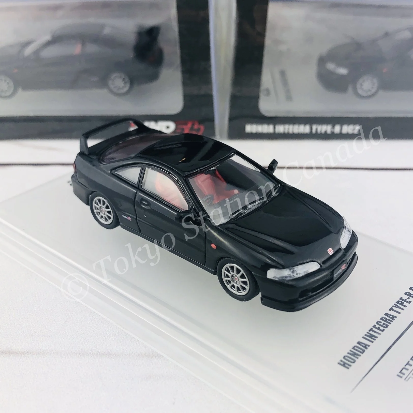 INNO64 1/64 Honda Integra Type-R DC2 Black IN64-DC2-BLA - Image 6