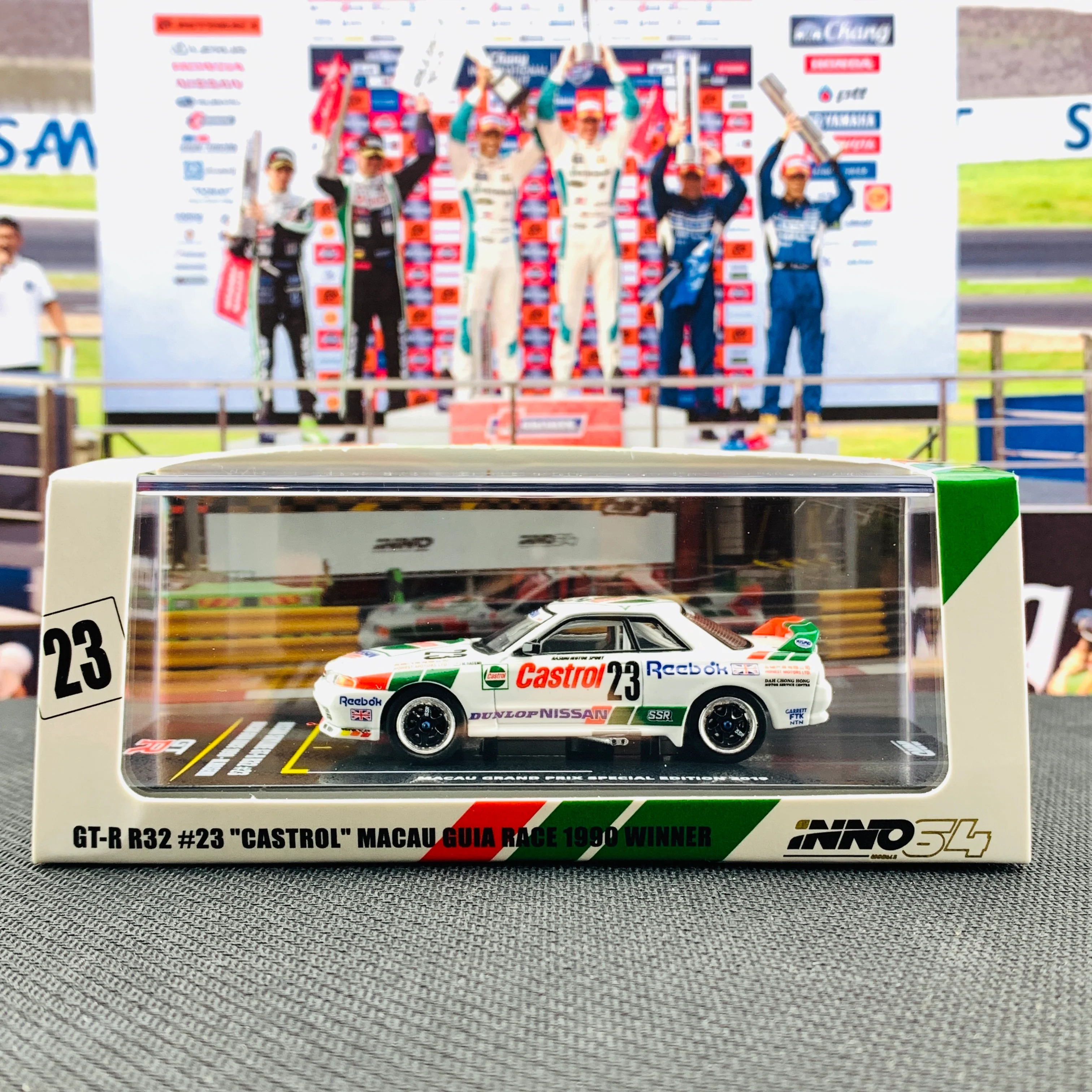 INNO64 1/64 Macau Grand Prix Special Edition Nissan Skyline GTR R32 #23 Macua Guia Race 1990 - M.Hasemi IN64-MGP19-R3202 - Image 6
