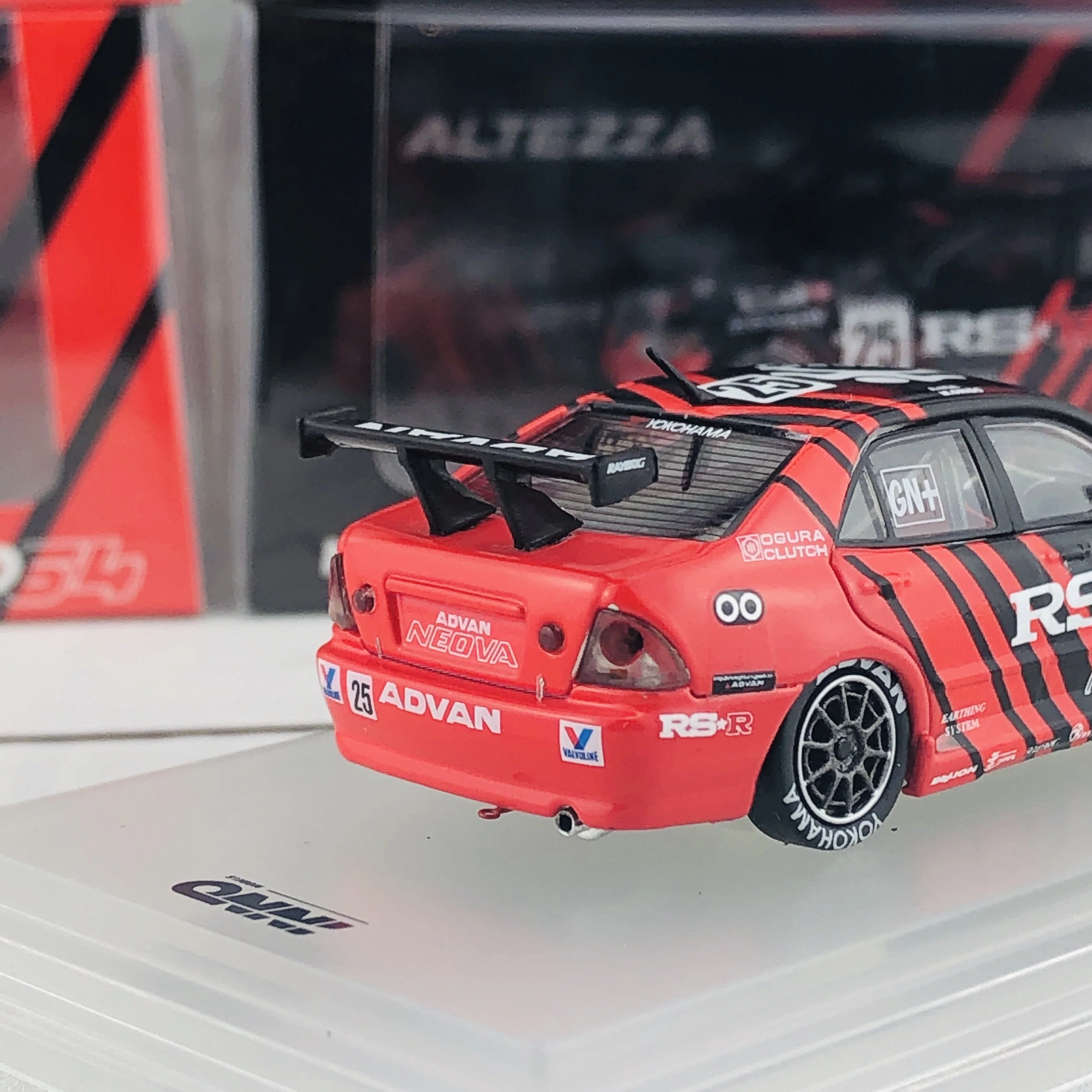 INNO64 1/64 TOYOTA ALTEZZA #25 Advan RS'R - Super Taikyu 2001 IN64-RS200-RSRJP - Image 5