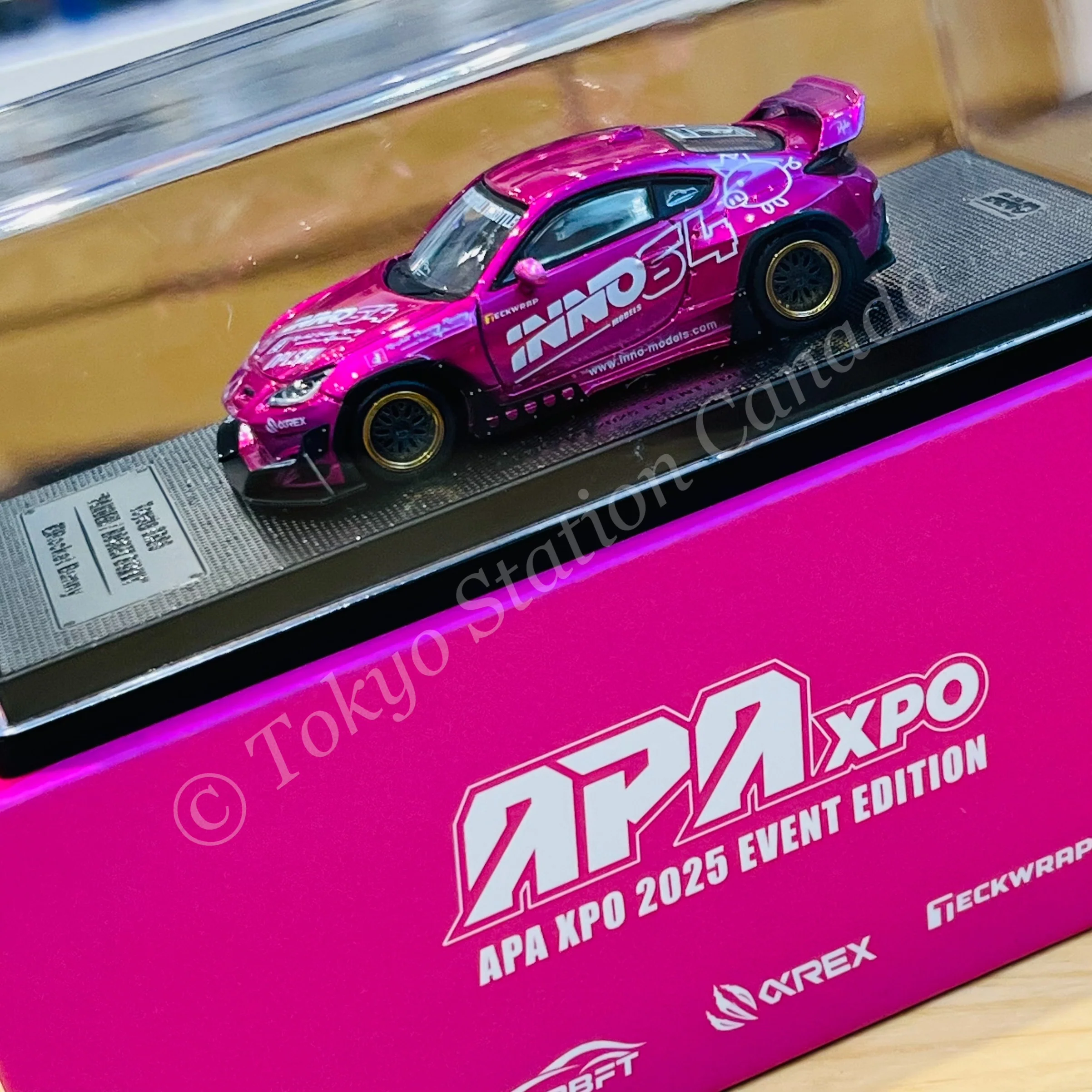 INNO64 1/64 TOYOTA GR86 "PANDEM ROCKET BUNNY" APA xpo 2025 Event Edition IN64-GR86P-APA25 - Image 3