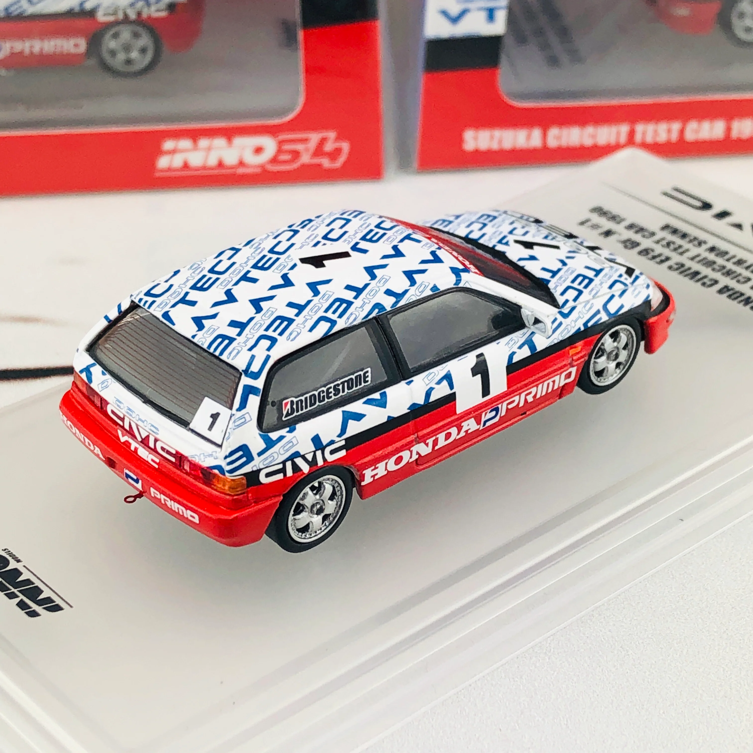 INNO64 Honda Civic EF9 Gr. N #1 Suzuka Circuit Test Car 1990 AYRTON SENNA IN64-EF9-SENHKS - Image 4