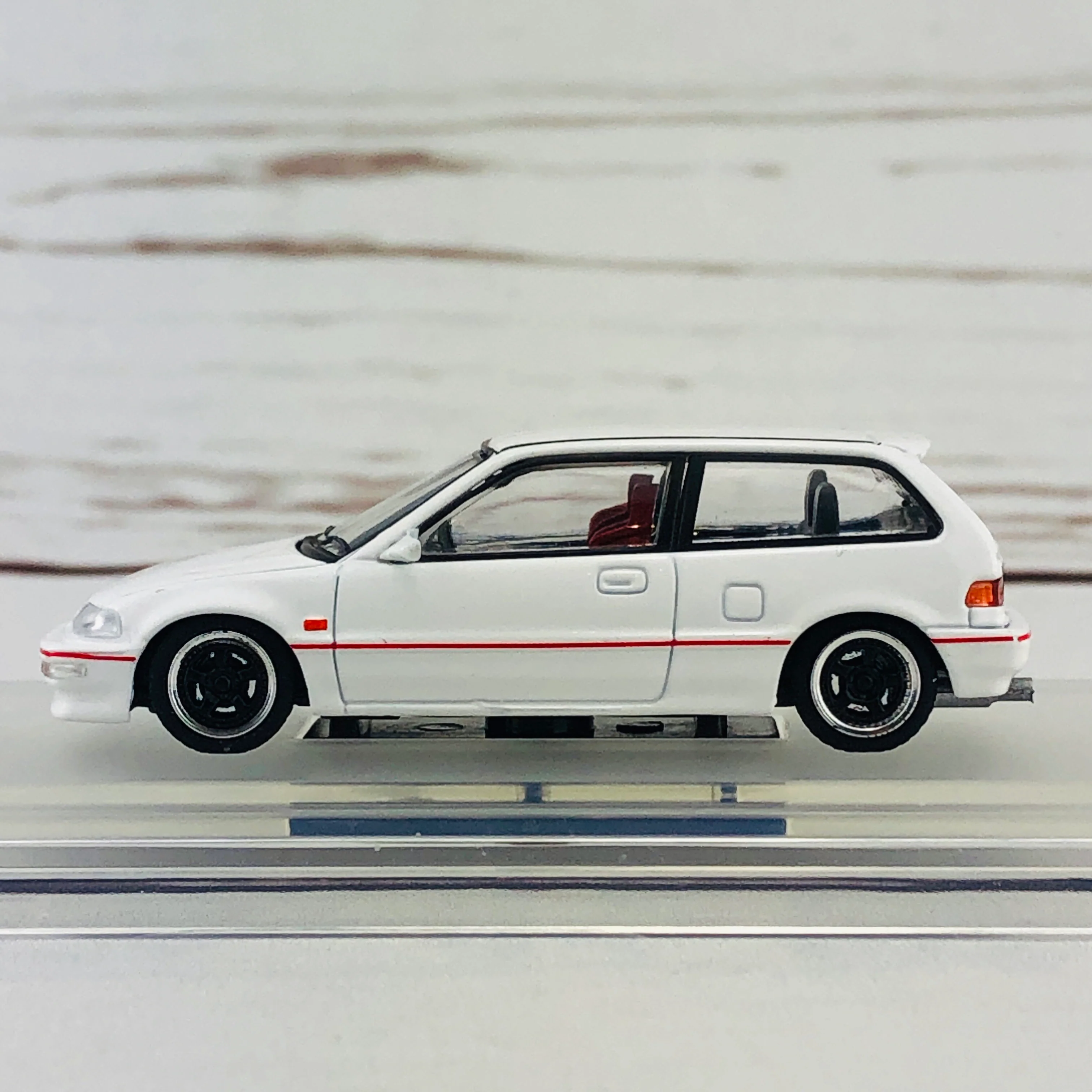 INNO64 Honda Civic EF9 SiR White Edition IN64-EF9-WHI - Image 4