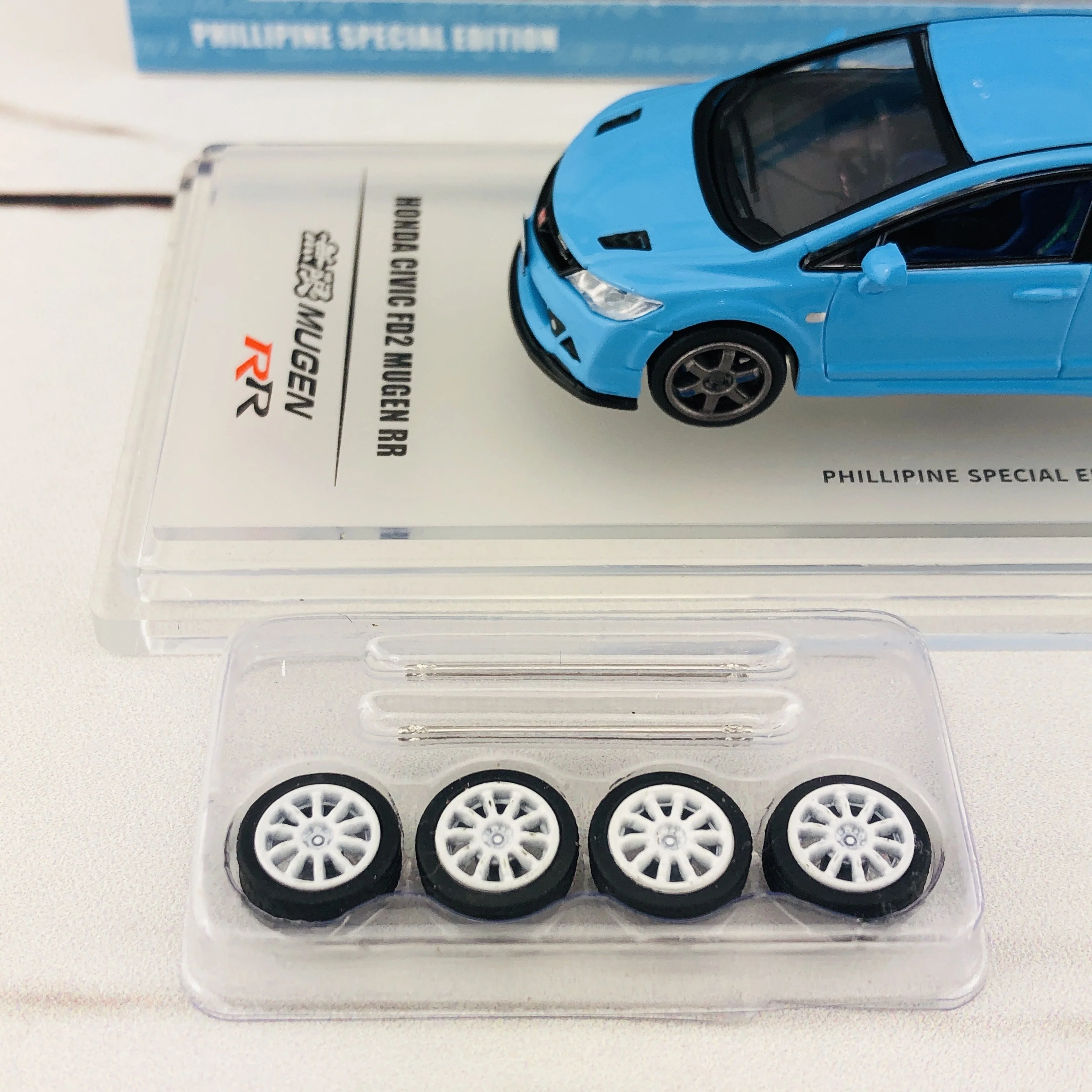 INNO64 1/64 HONDA CIVIC FD2 Mugen RR Philippine Special Edition IN64-FD2-LBPHS **Limited Qty** - Image 8