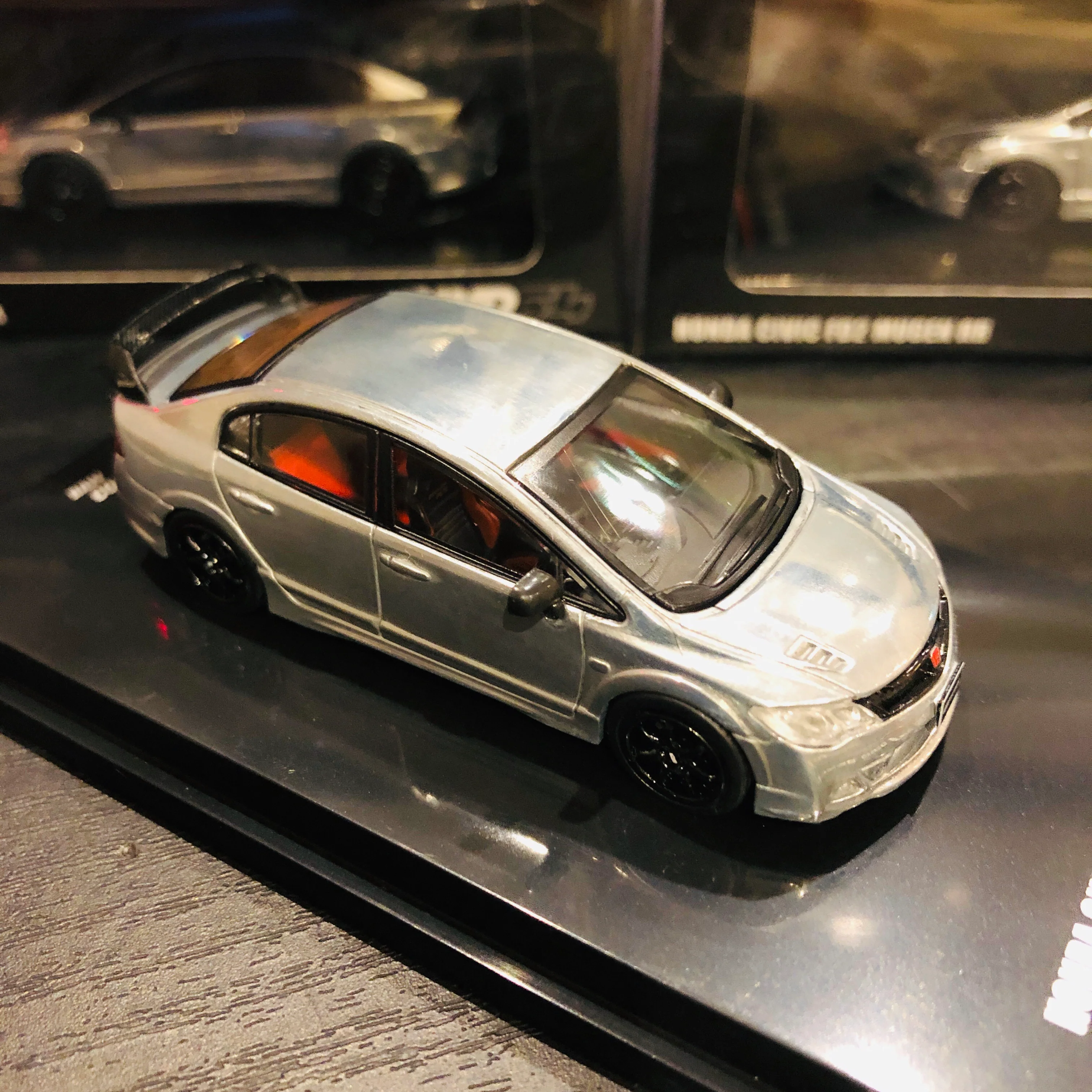 INNO64 HONDA CIVIC FD2 MUGEN RR RAW Collection Limited Edition - Image 6