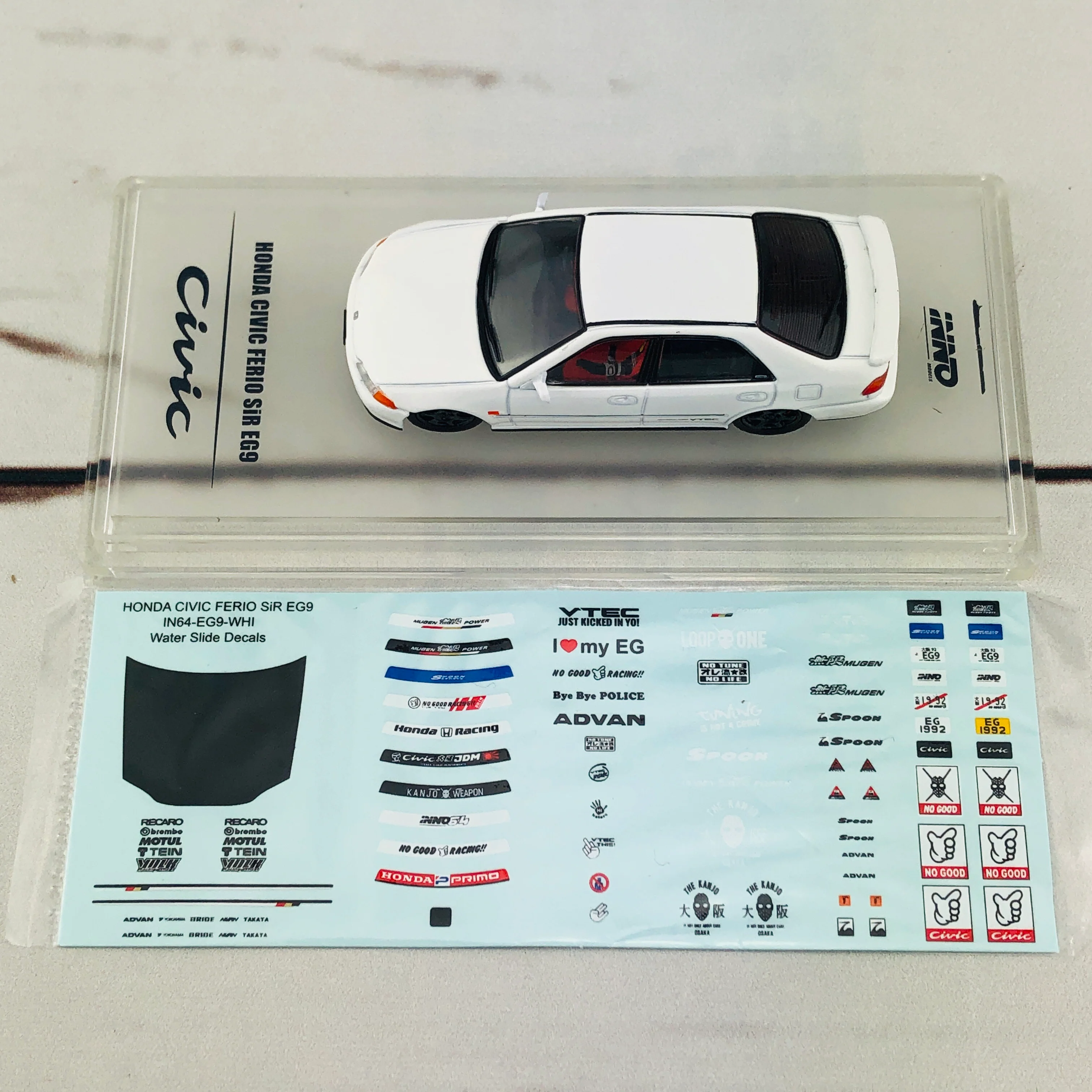 INNO64 HONDA CIVIC FERIO EG9 WHITE with Customizable Stickers and 1 set of wheel IN64-EG9-WHI - Image 10