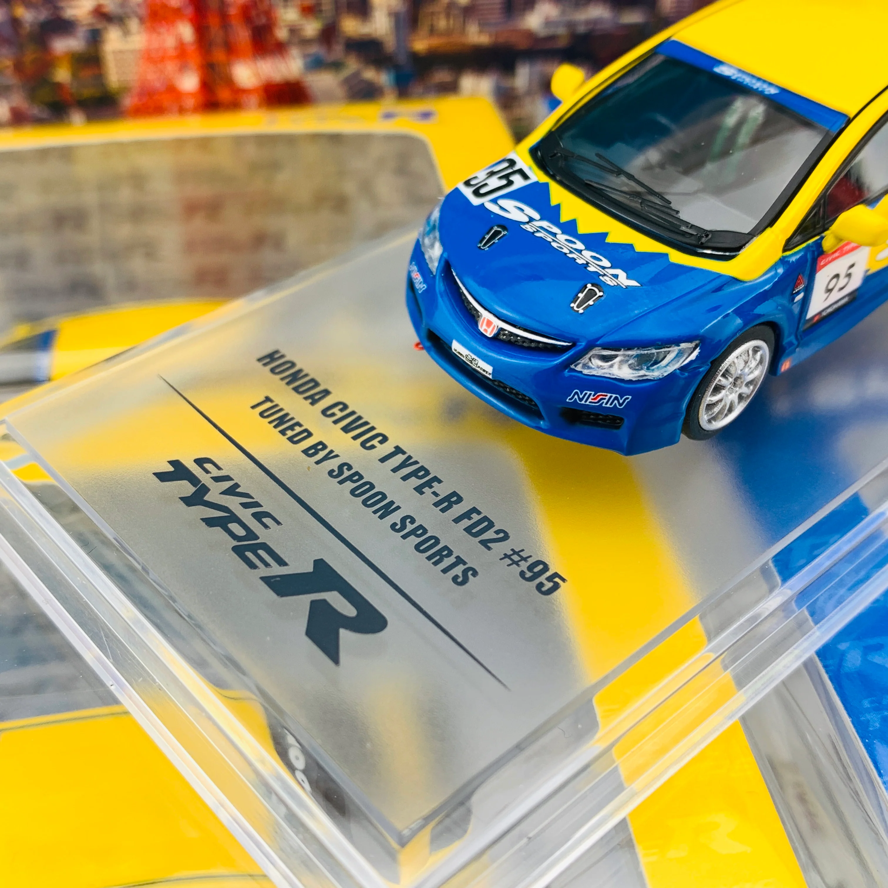 INNO64 1/64 HONDA CIVIC TYPE-R FD2 #95 TUNED BY SPOON SPORTS IN64-FD2-SP - Image 3