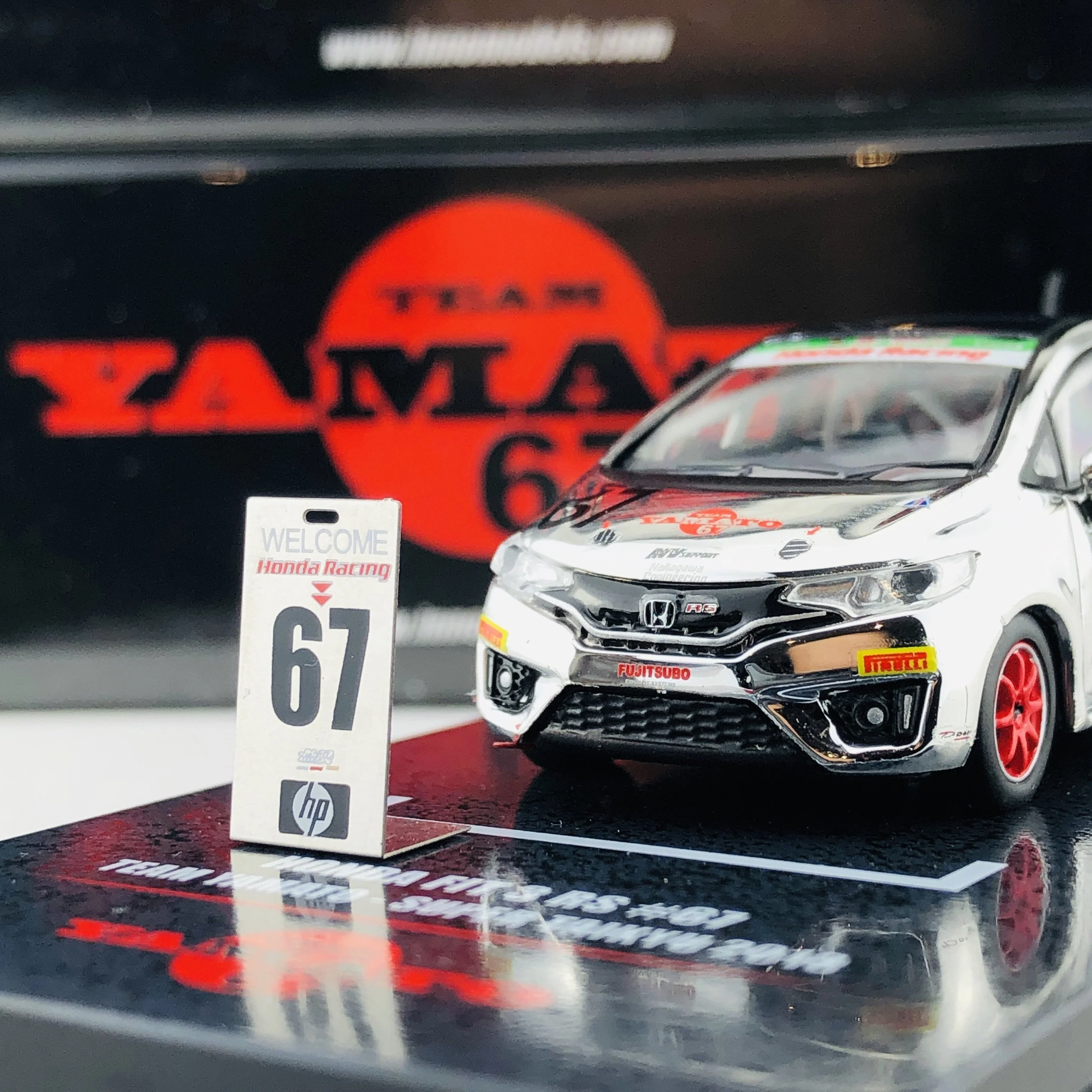 INNO64 HONDA FIT 3 RS #67 Team Yamato - Super Taikyu 2018 CARLOVERDIECAST Special Edition IN64-GK5-YA67 - Image 4