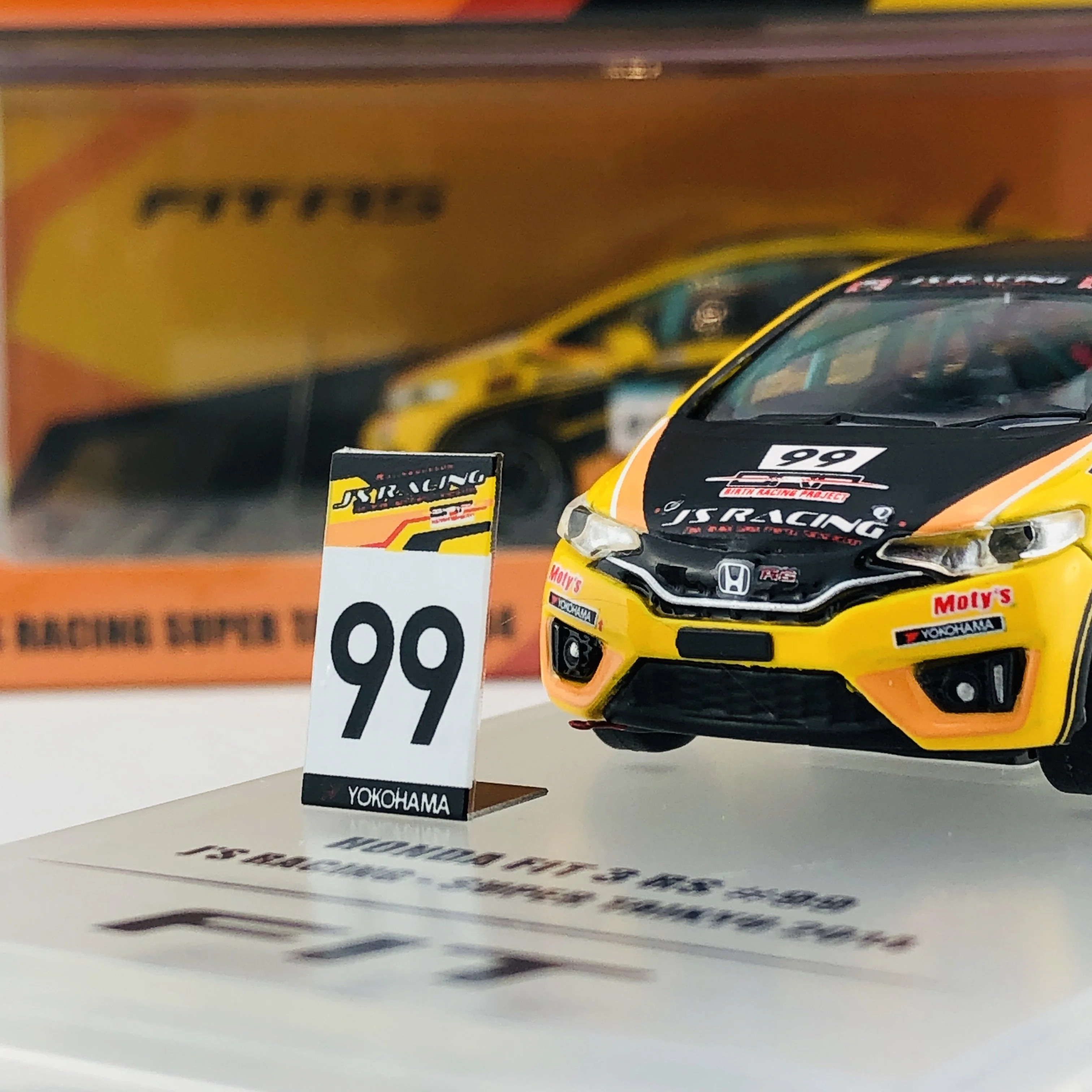 INNO64 HONDA FIT 3 RS #99 J'S Racing - Super Taikyu 2014 CARLOVERDIECAST Special Edition IN64-GK5-JS99 - Image 9
