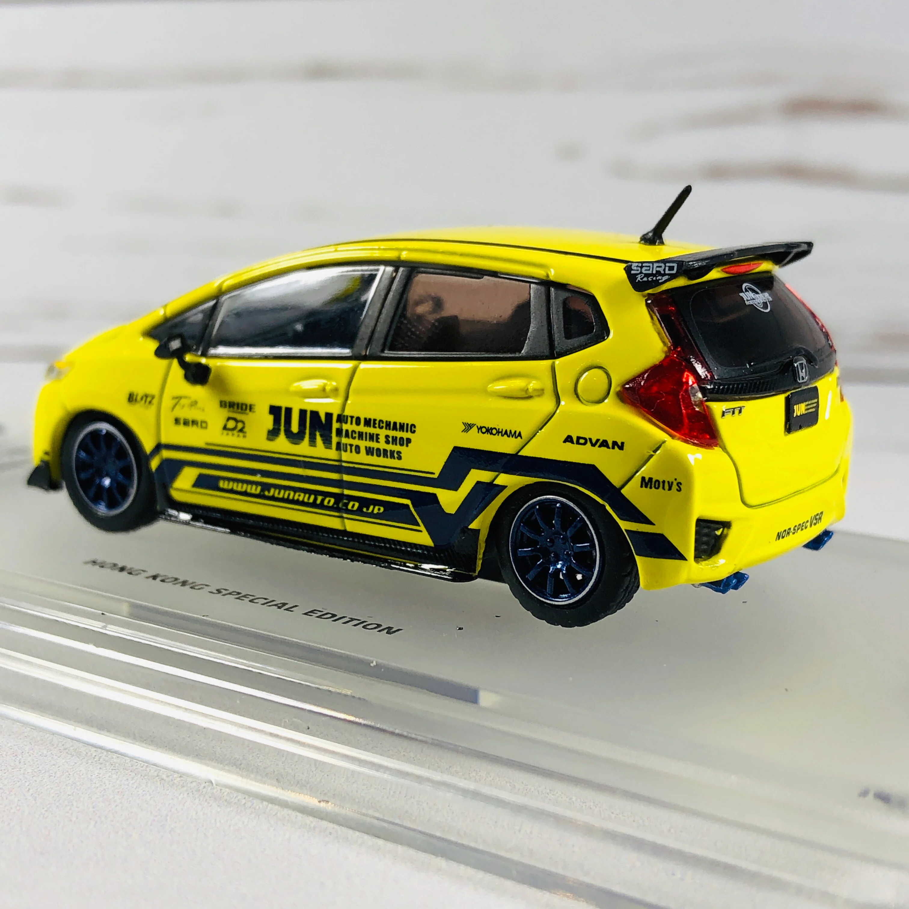 INNO64 HONDA FIT 3 RS TUNED BY JUN AUTO MECHANIC Hong Kong Special Edition - Image 4