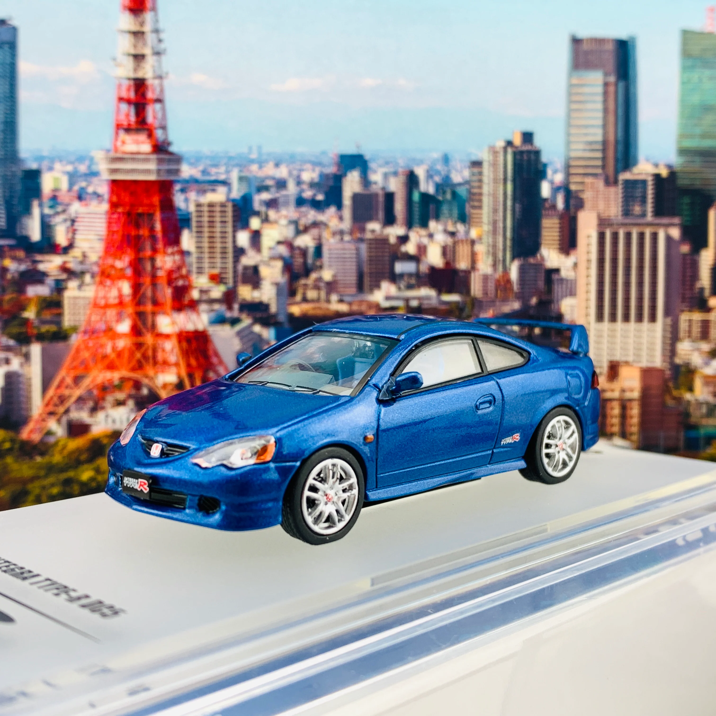 INNO64 1/64 HONDA INTEGRA TYPE-R DC5 BLUE IN64-DC5-BL - Image 2