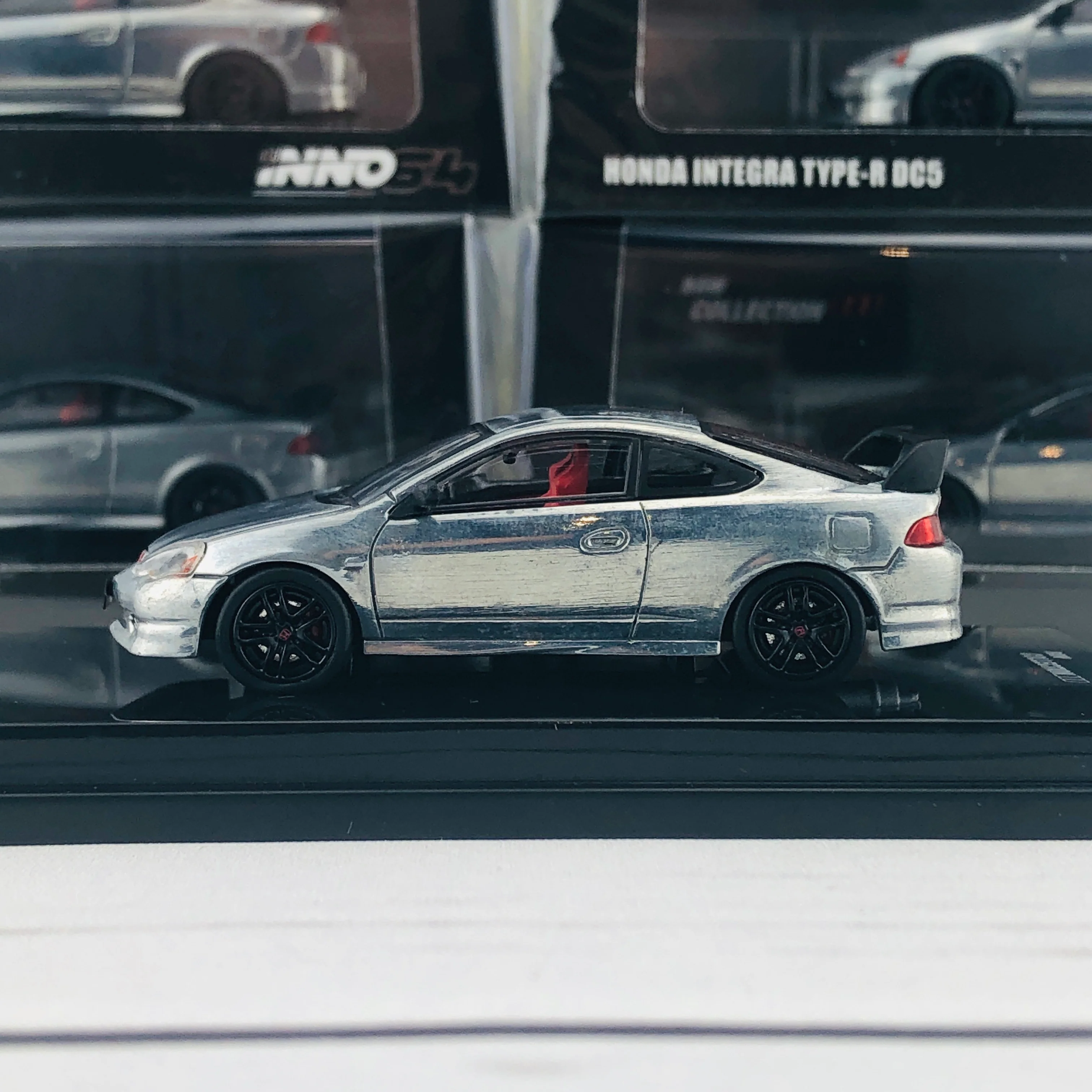 INNO64 HONDA Integra Type-R DC5 RAW Collection Limited Edition IN64-RAW-DC5 - Image 2
