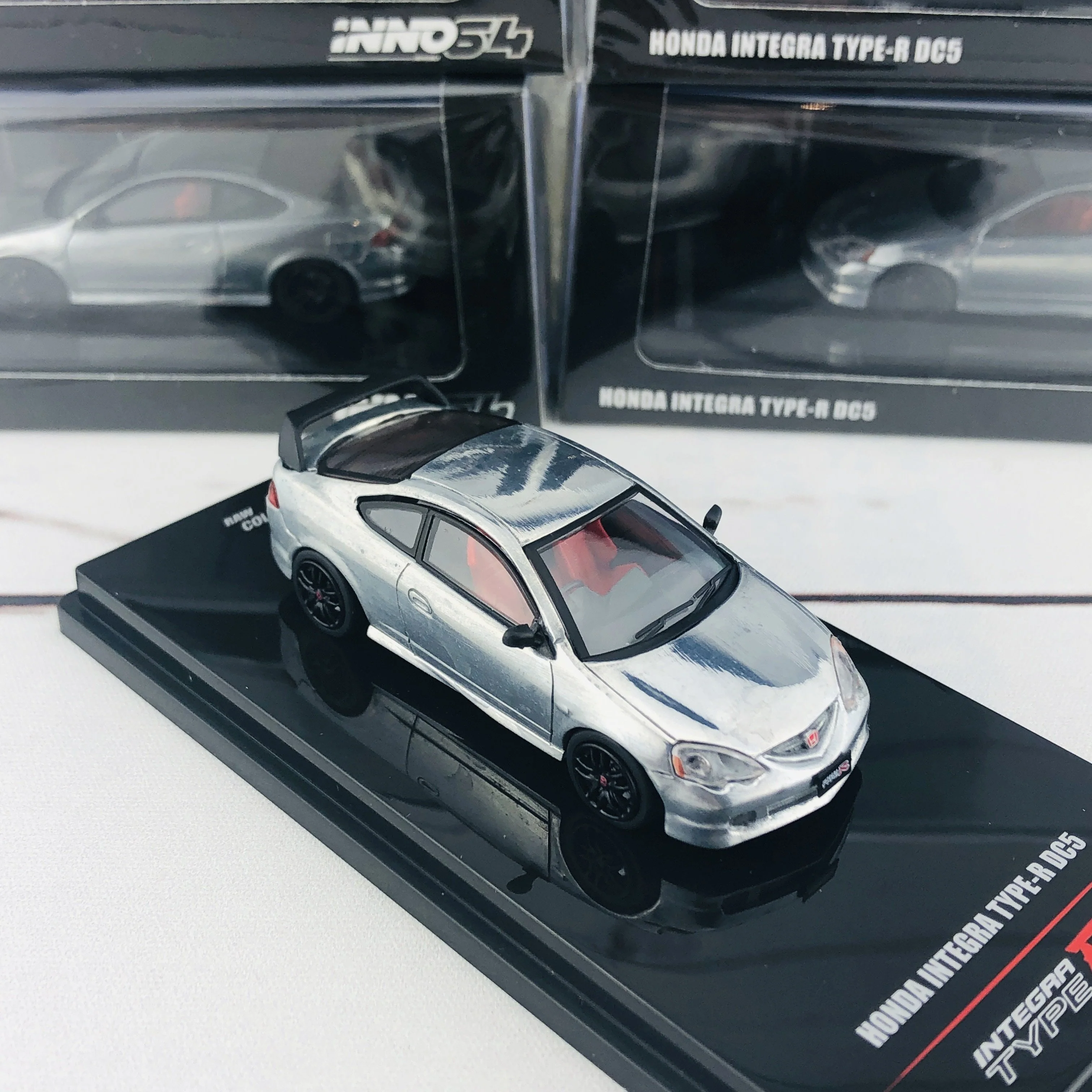 INNO64 HONDA Integra Type-R DC5 RAW Collection Limited Edition IN64-RAW-DC5 - Image 6