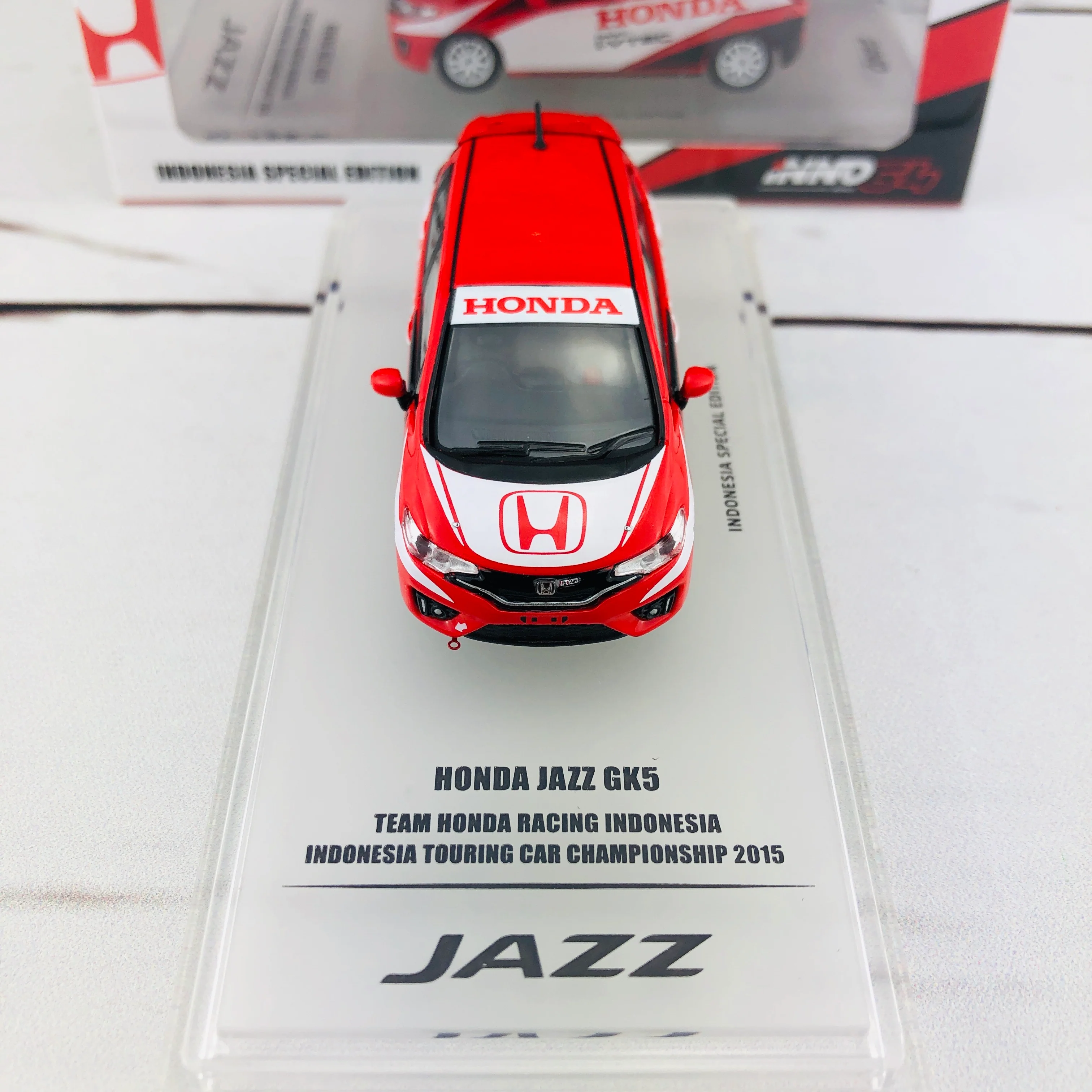 INNO64 HONDA Jazz GK5 Team Honda Racing Indonesia INDONESIA TOURING CAR CHAMPIONSHIP 2015 IN64-GK5-THRI - Image 9