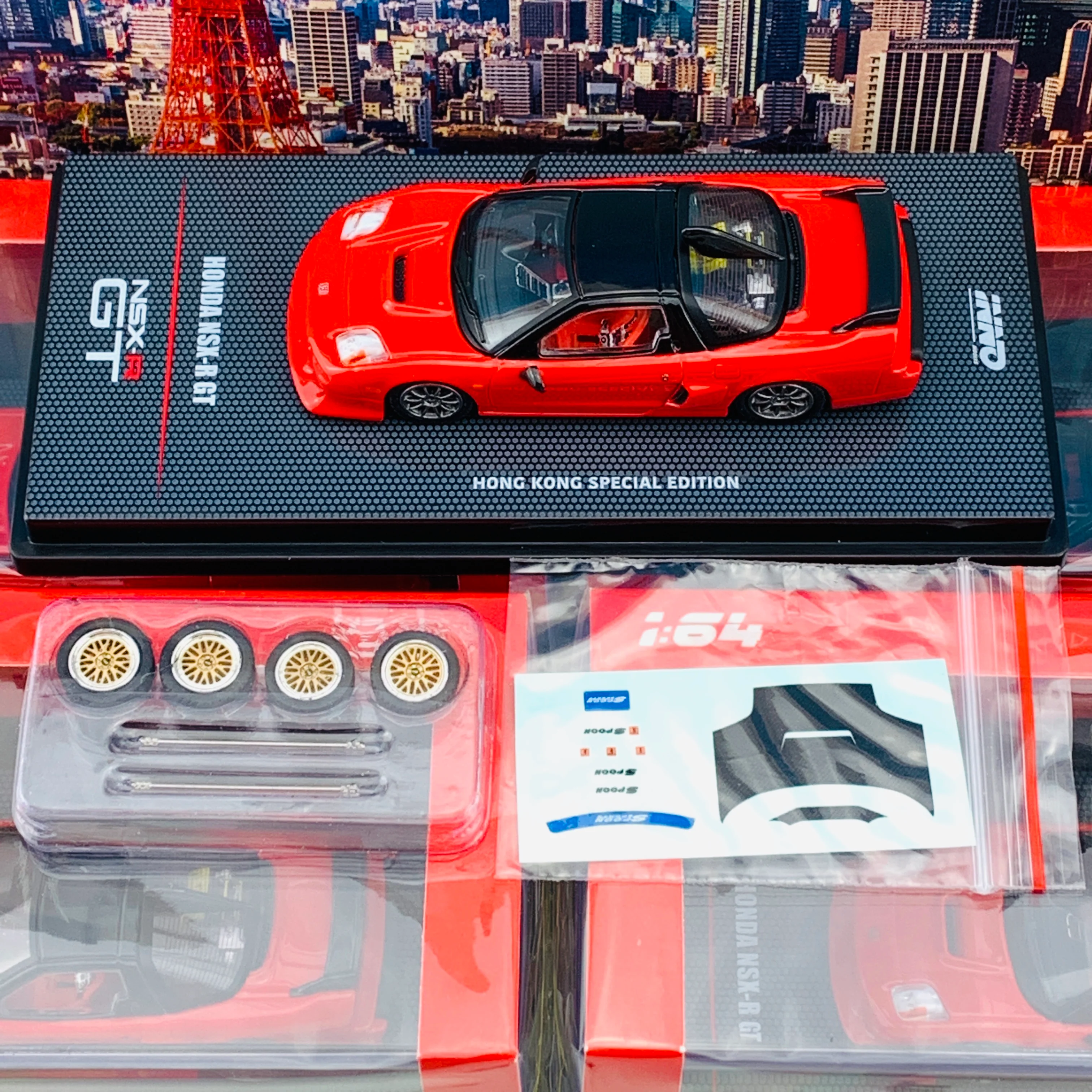 INNO64 HONDA NSX-R GT Hong Kong Special Edition RED with Extra Wheels IN64-NSXRGT-RED - Image 7
