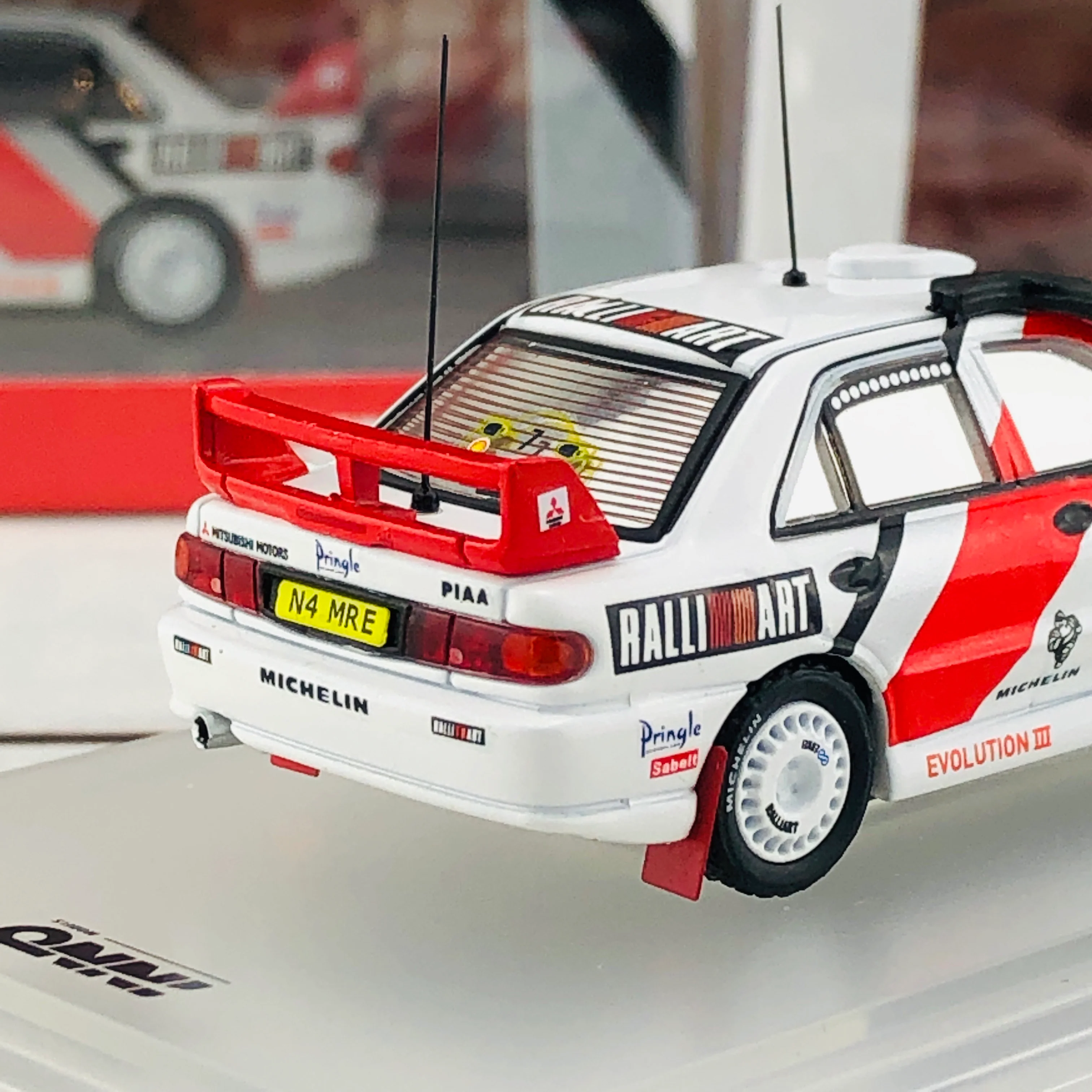 INNO64 Mitsubishi Lancer Evolution III #7 Safari Rally Kenya 1996 IN64-EVO3-96SA7 - Image 6