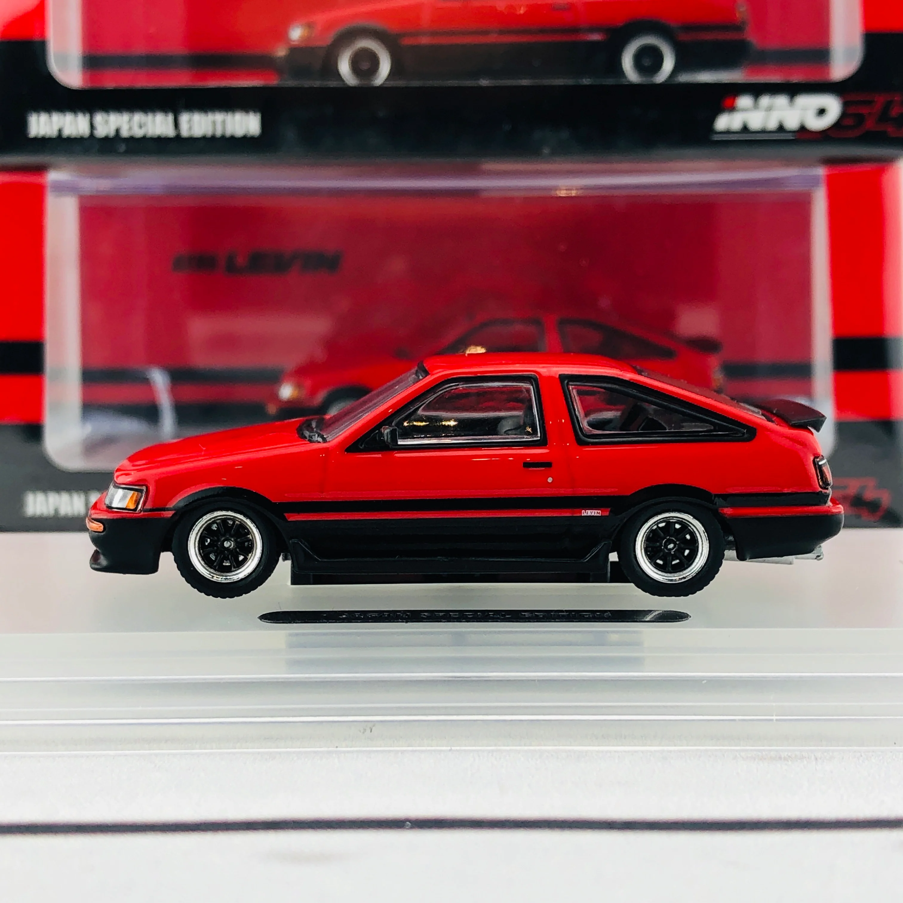 INNO64 TOYOTA COROLLA AE86 LEVIN Japan Special Edition IN64-AE86-REJS - Image 2
