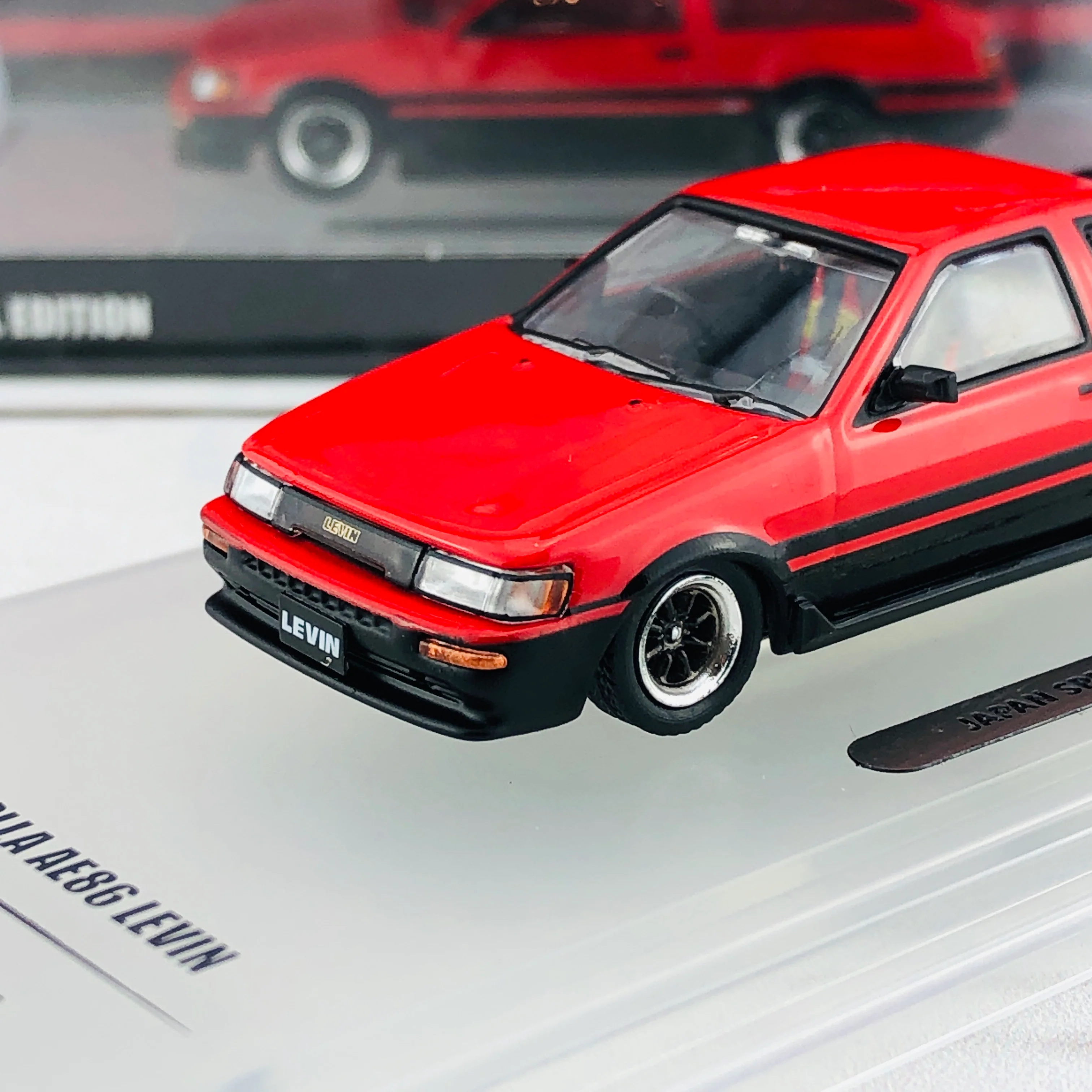 INNO64 TOYOTA COROLLA AE86 LEVIN Japan Special Edition IN64-AE86-REJS - Image 4