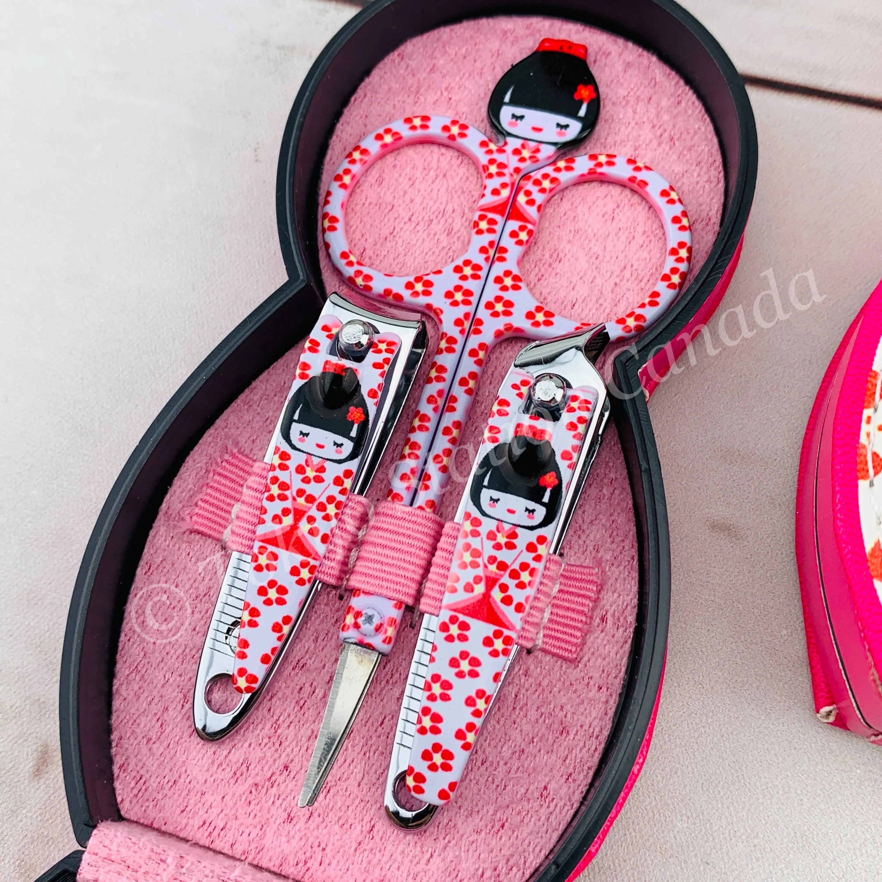 Japanese Kokeshi Nail Clipper Set of 6 with Case 4534253335146 - Image 4