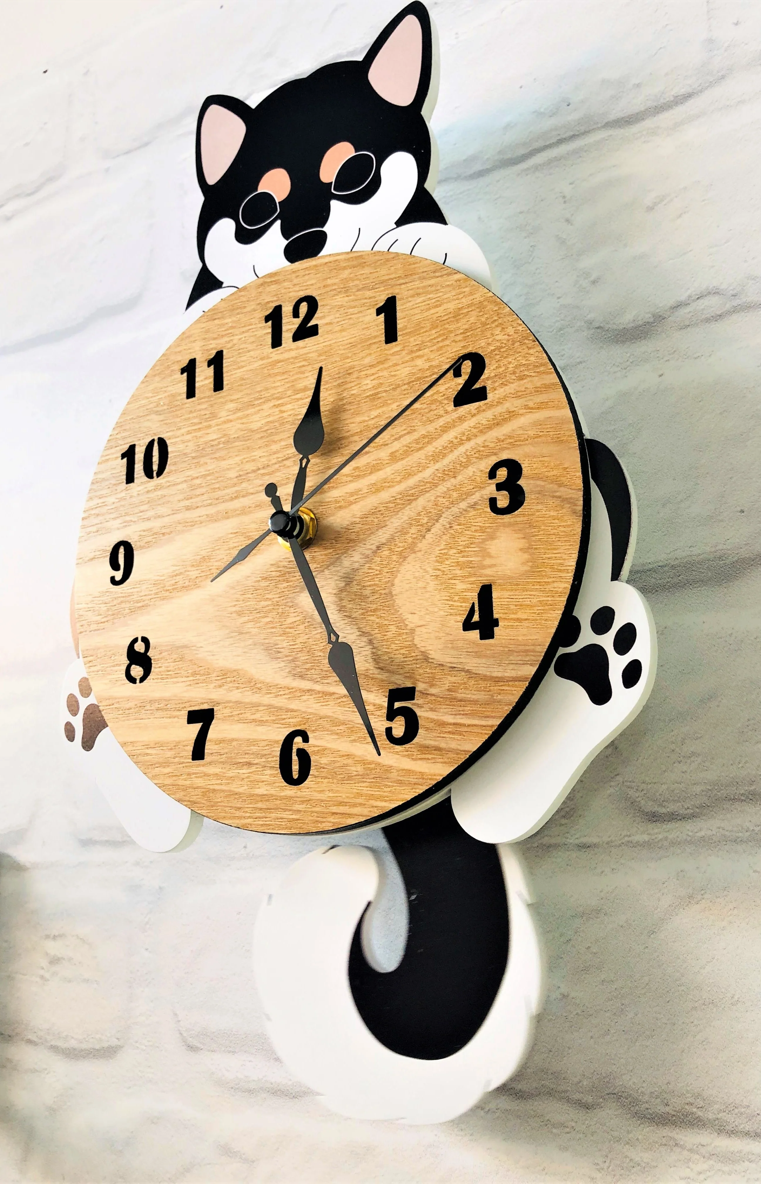 Kuroyanagi San Smile Face Pendulum Wall Clock G-1182BK - Image 2