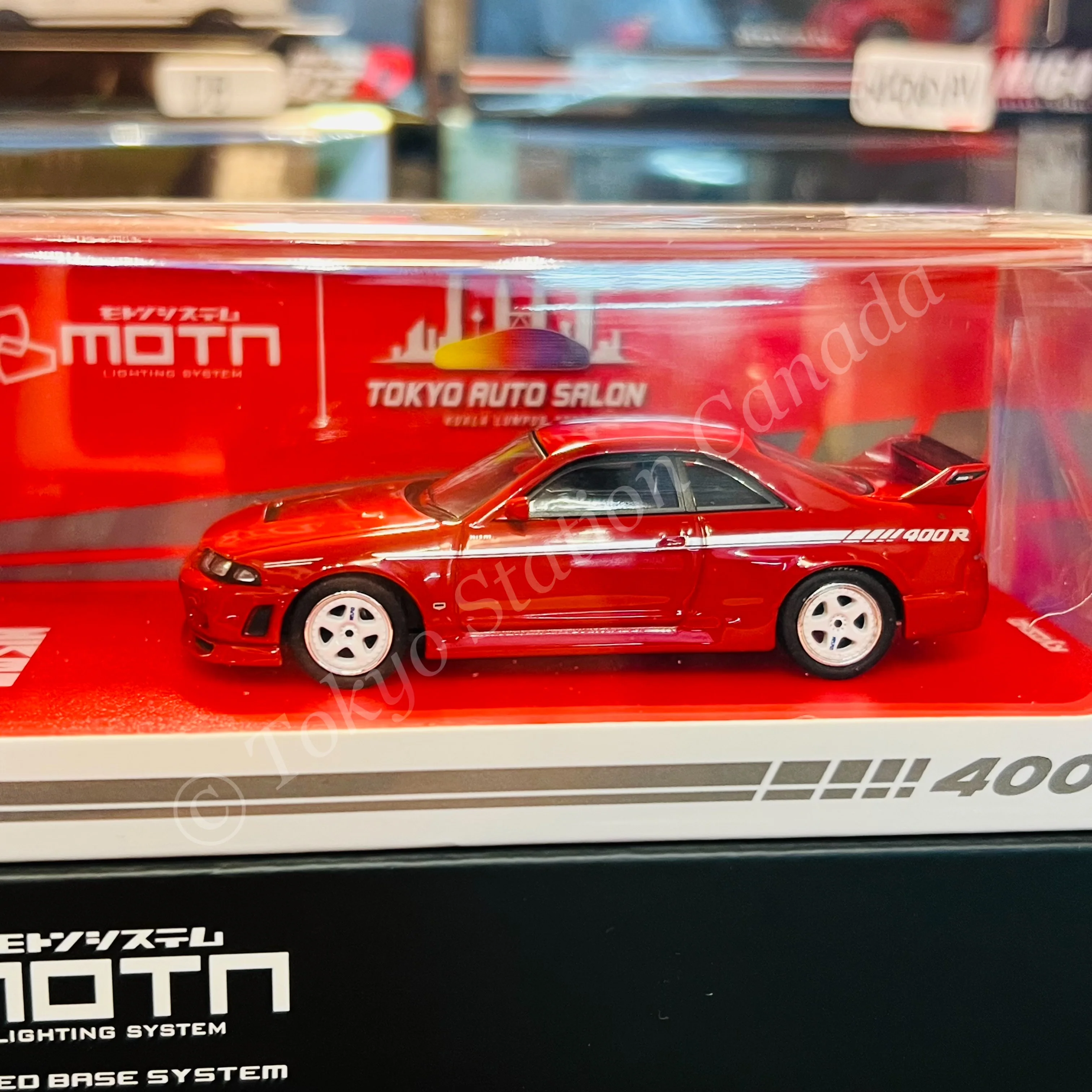 KYOSHO 1/64 NISMO 400R (RED) TOKYO AUTO SALON KUALA LUMPUR 2024 Exclusive Model 07128MR - Image 3