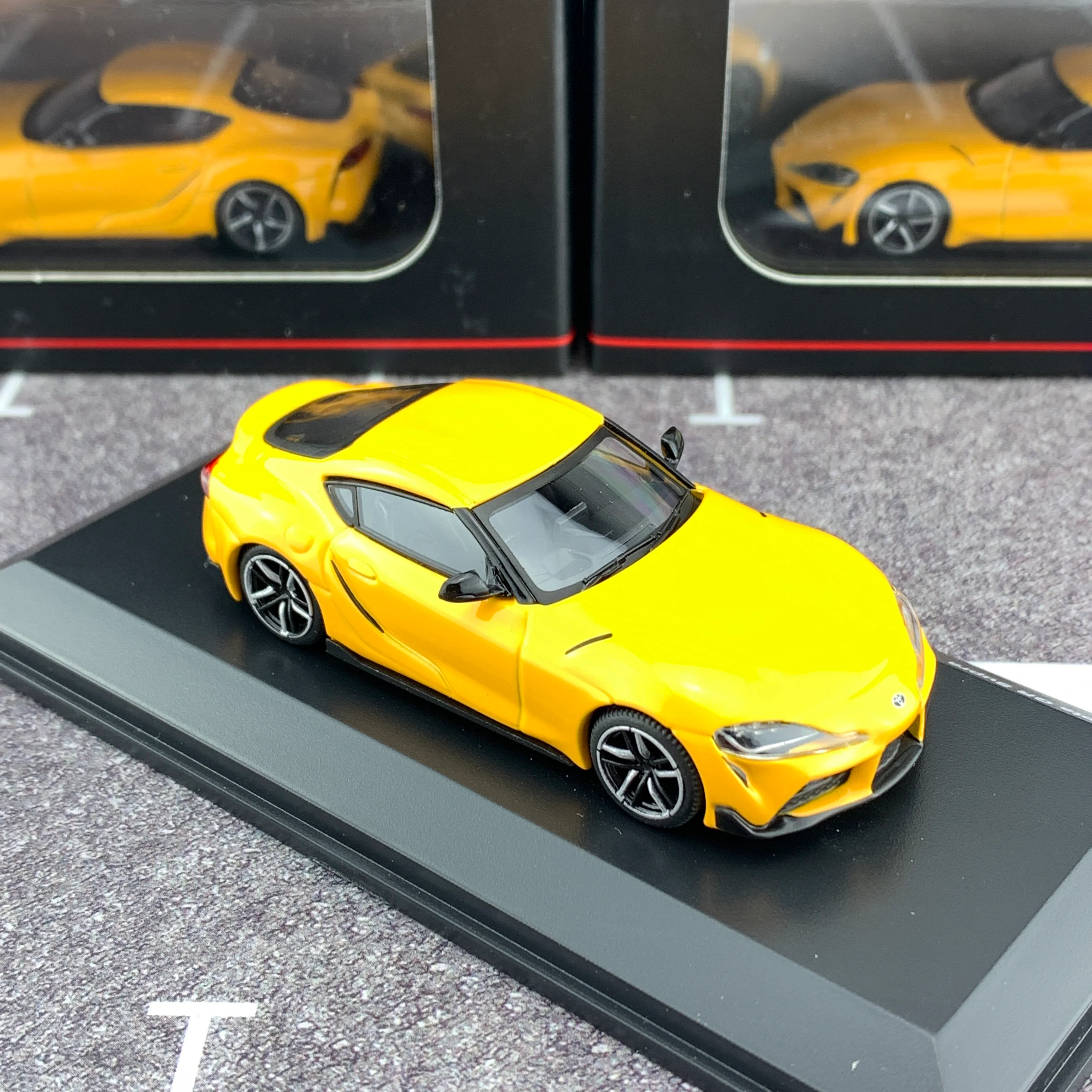 KYOSHO 1/64 Toyota GR Supra Yellow KS07110Y - Image 5