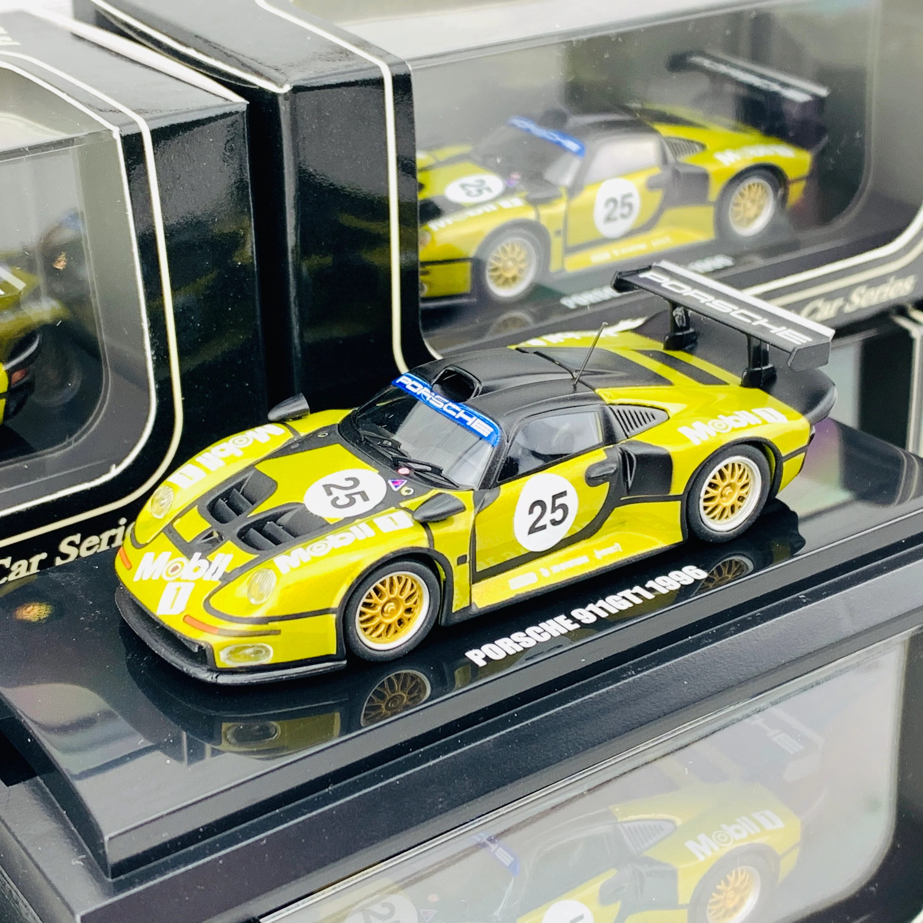 KYOSHO Beads Collection 1/64 Porsche 911 GT1 1996 Pre-Qualifications #25 LM 06521D - Image 2