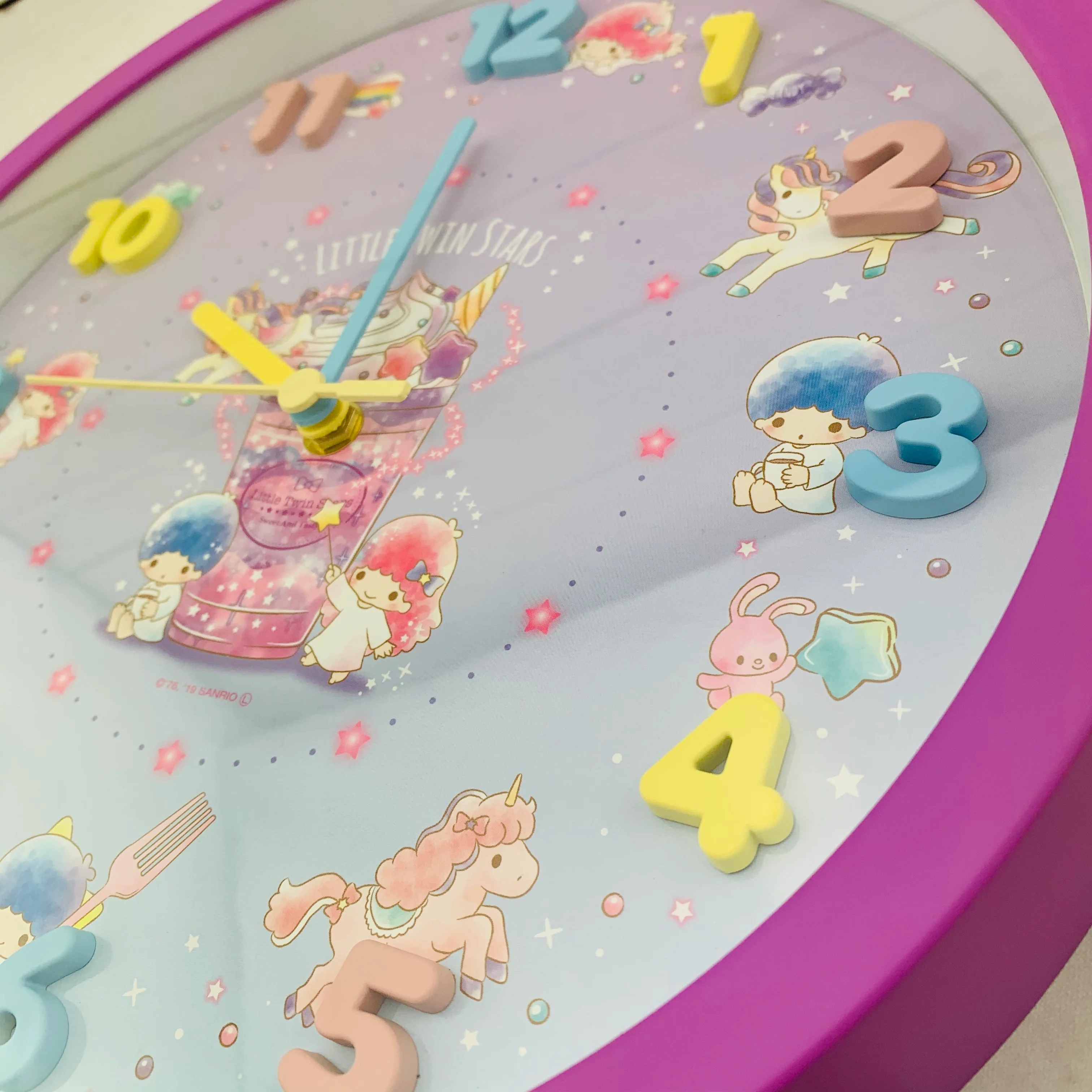 Little Twin Stars Wall Clock 2926151 - Image 2