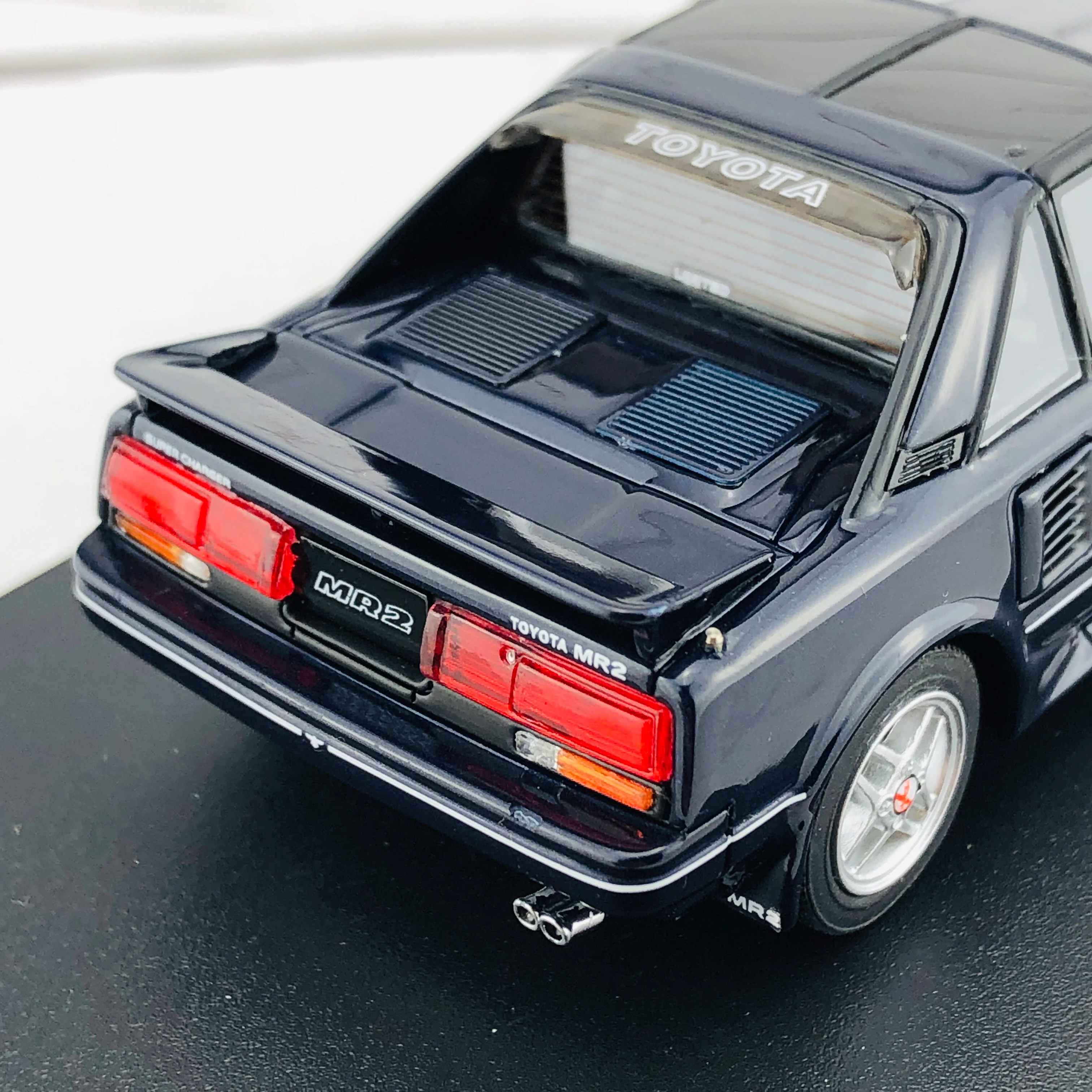 Mark43 1/43 Toyota MR 2 G-Limited Super Charger T Bar Roof (AW11) TOM'S NEW SPORT Blue Mica PM4377SBL - Image 6