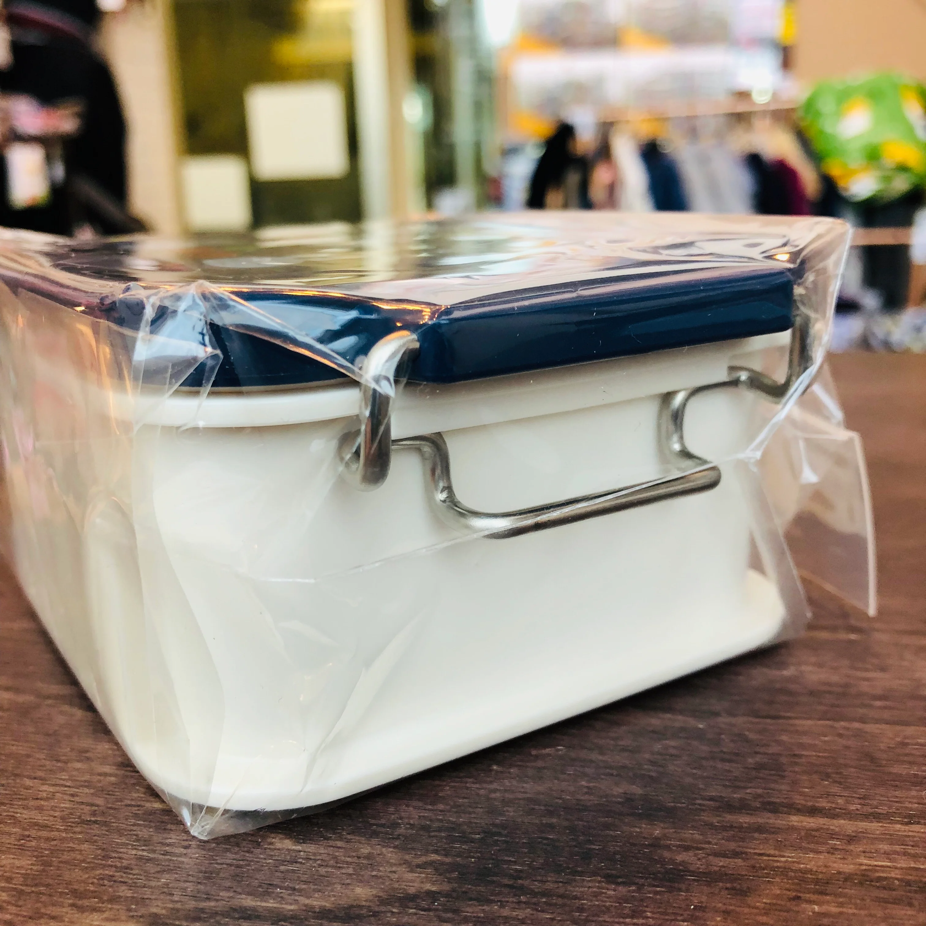 miffy Lunch Box with Locking Clipf 300ml MF507-1400 - Image 3