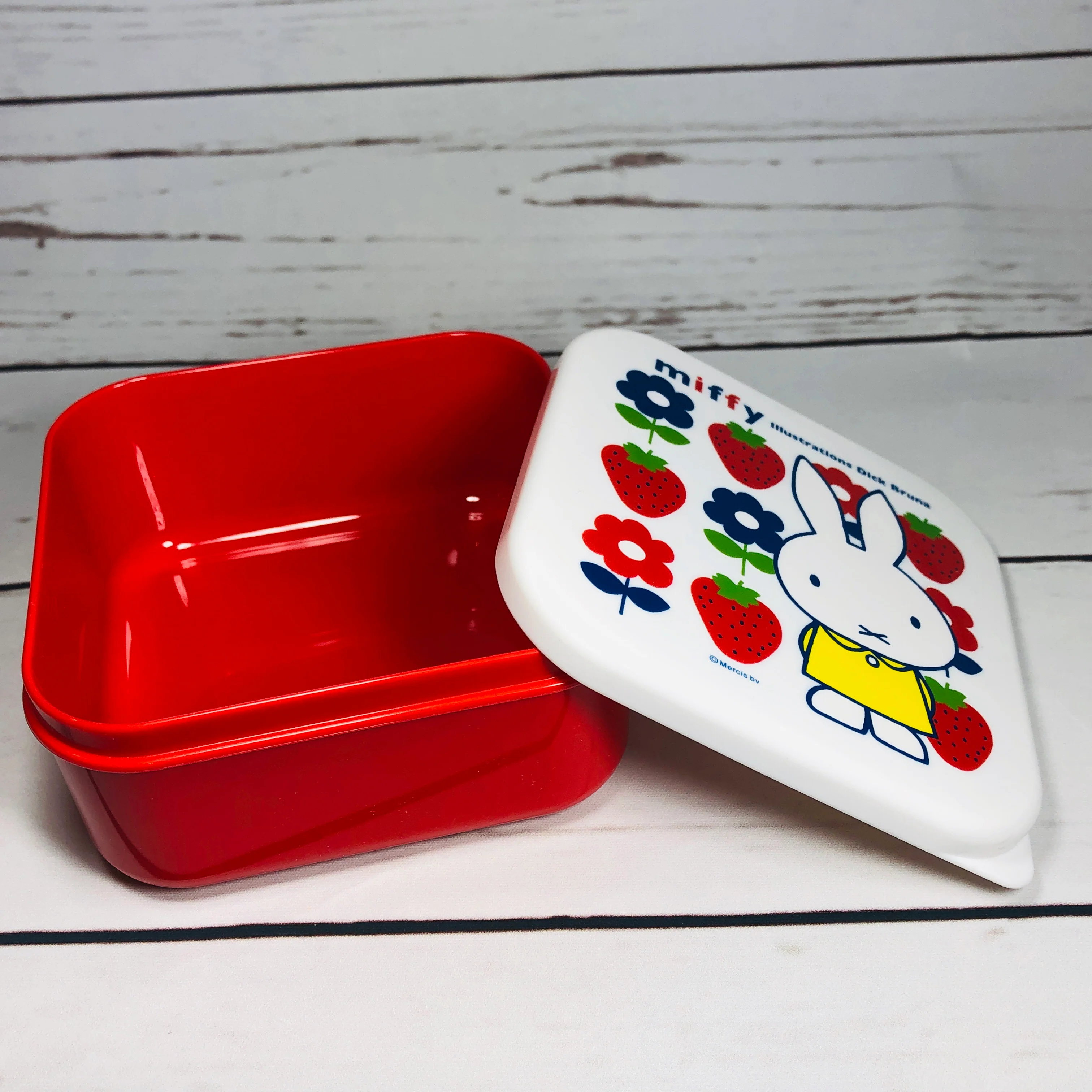 miffy Nesting Square Box set of 3 by SQUARE S19M3PLR - Image 8