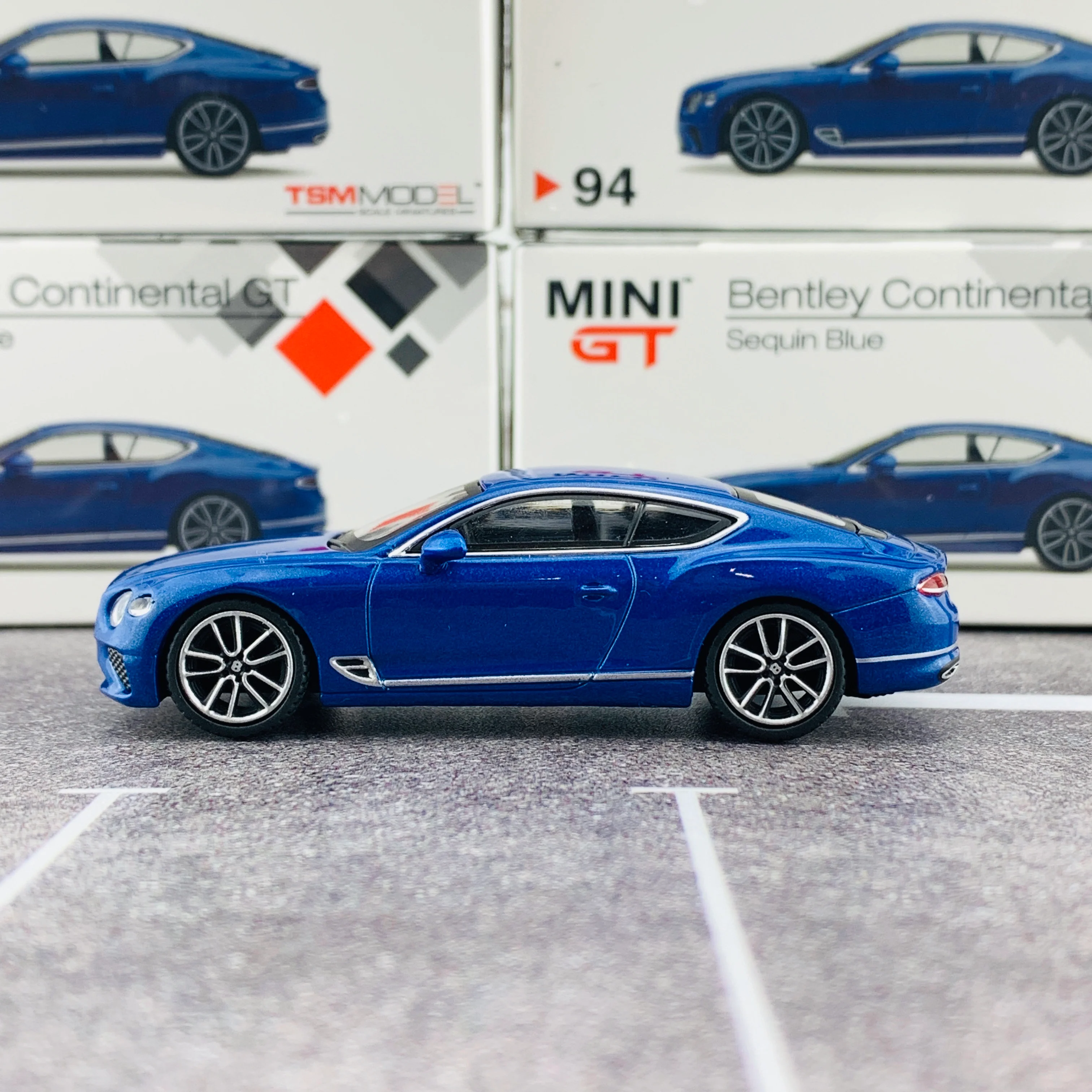 MINI GT 1/64 Bentley Continental GT Sequin Blue MGT00094-R - Image 2