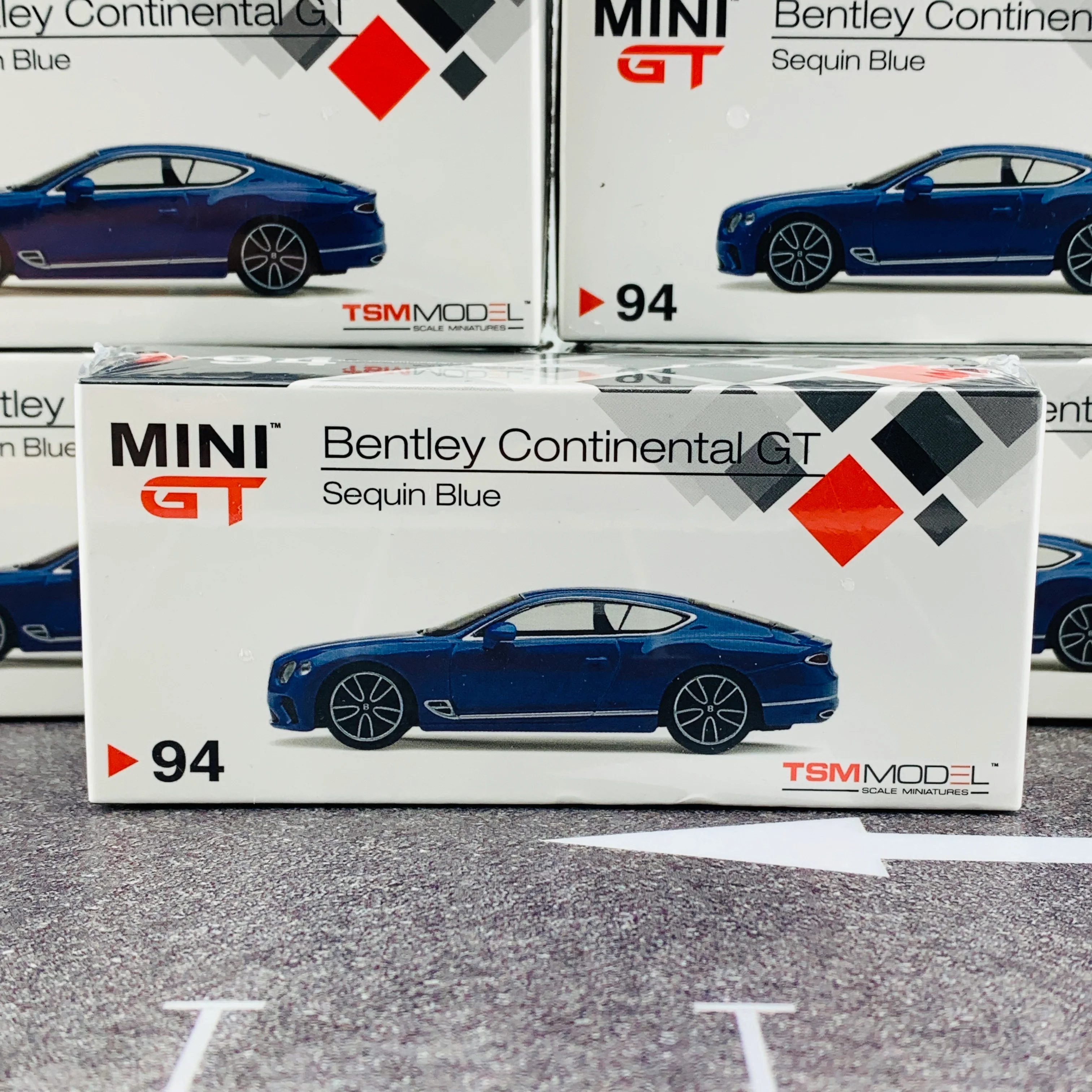 MINI GT 1/64 Bentley Continental GT Sequin Blue MGT00094-R - Image 7