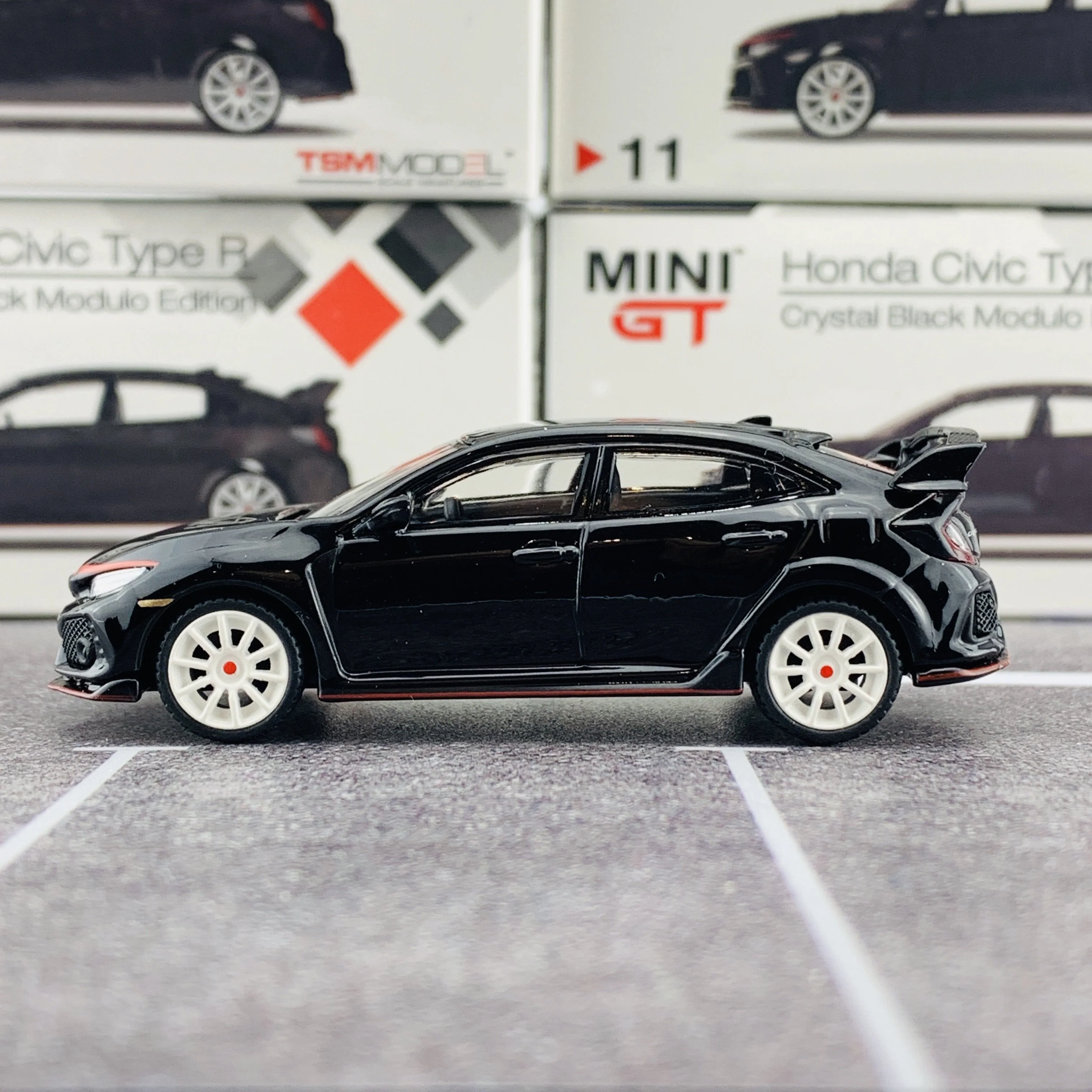 MINI GT 1/64 Honda Civic Type R (FK8) Crystal Black Modulo Edition Malaysian Exclusive RHD MGT00011-R - Image 2