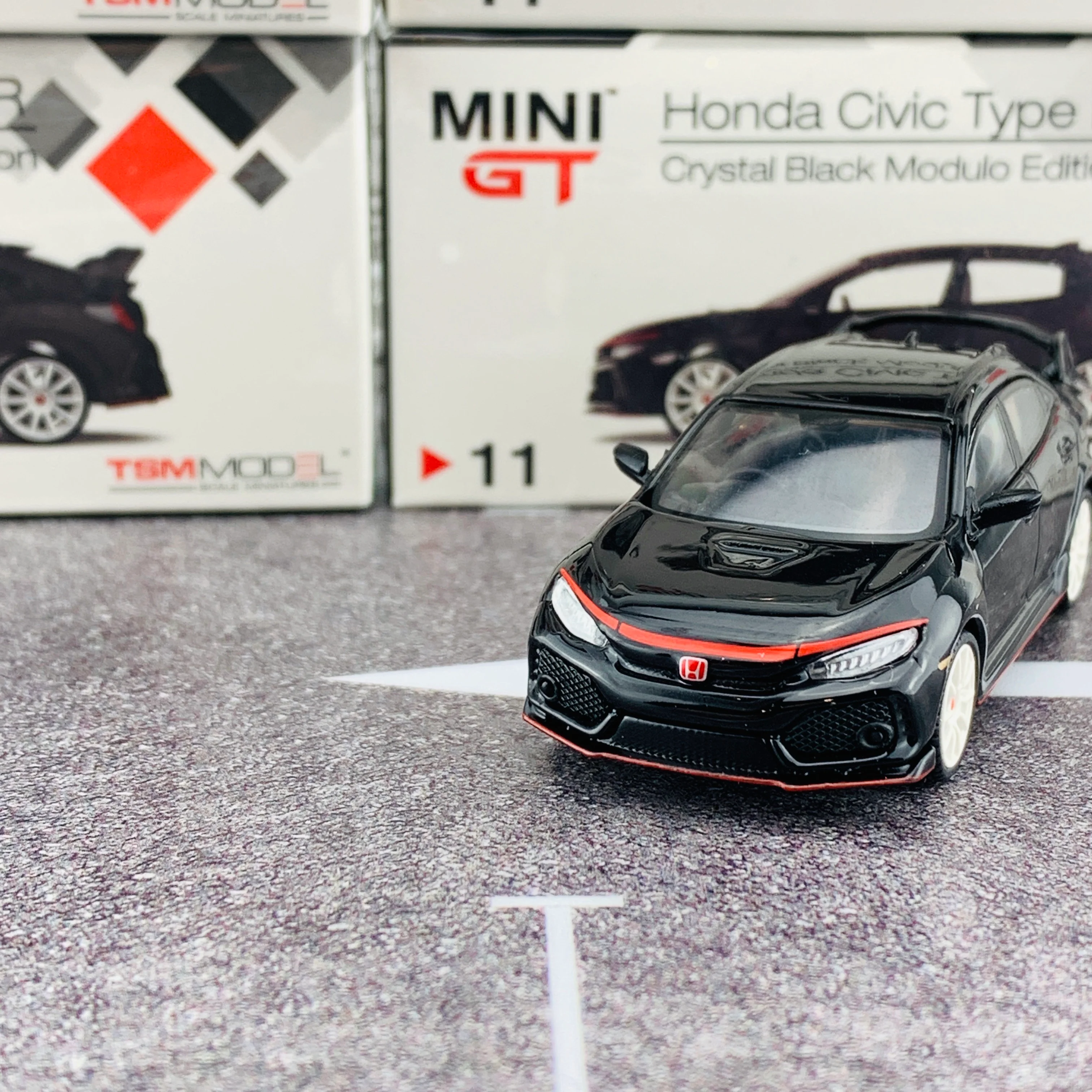MINI GT 1/64 Honda Civic Type R (FK8) Crystal Black Modulo Edition Malaysian Exclusive RHD MGT00011-R - Image 4
