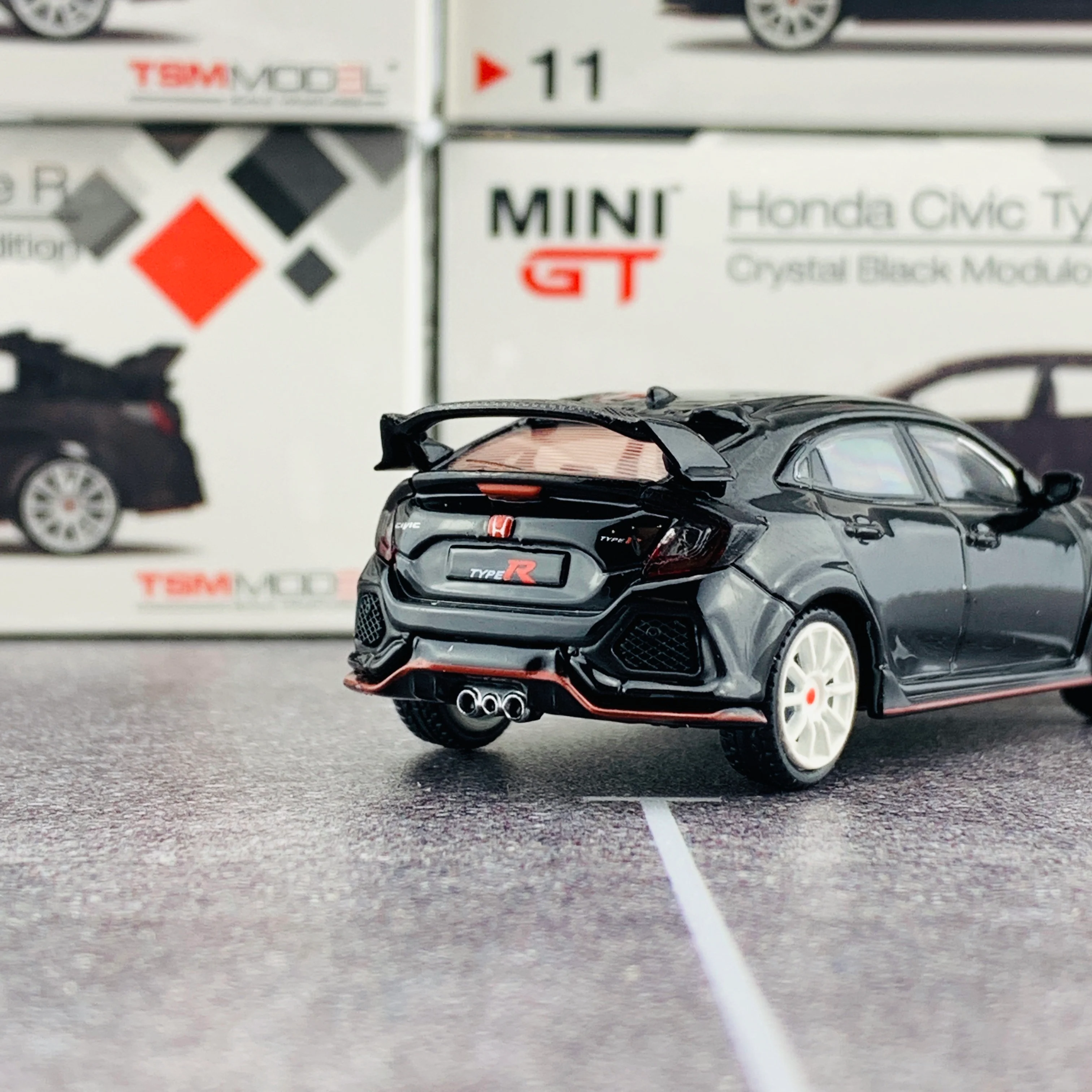 MINI GT 1/64 Honda Civic Type R (FK8) Crystal Black Modulo Edition Malaysian Exclusive RHD MGT00011-R - Image 6