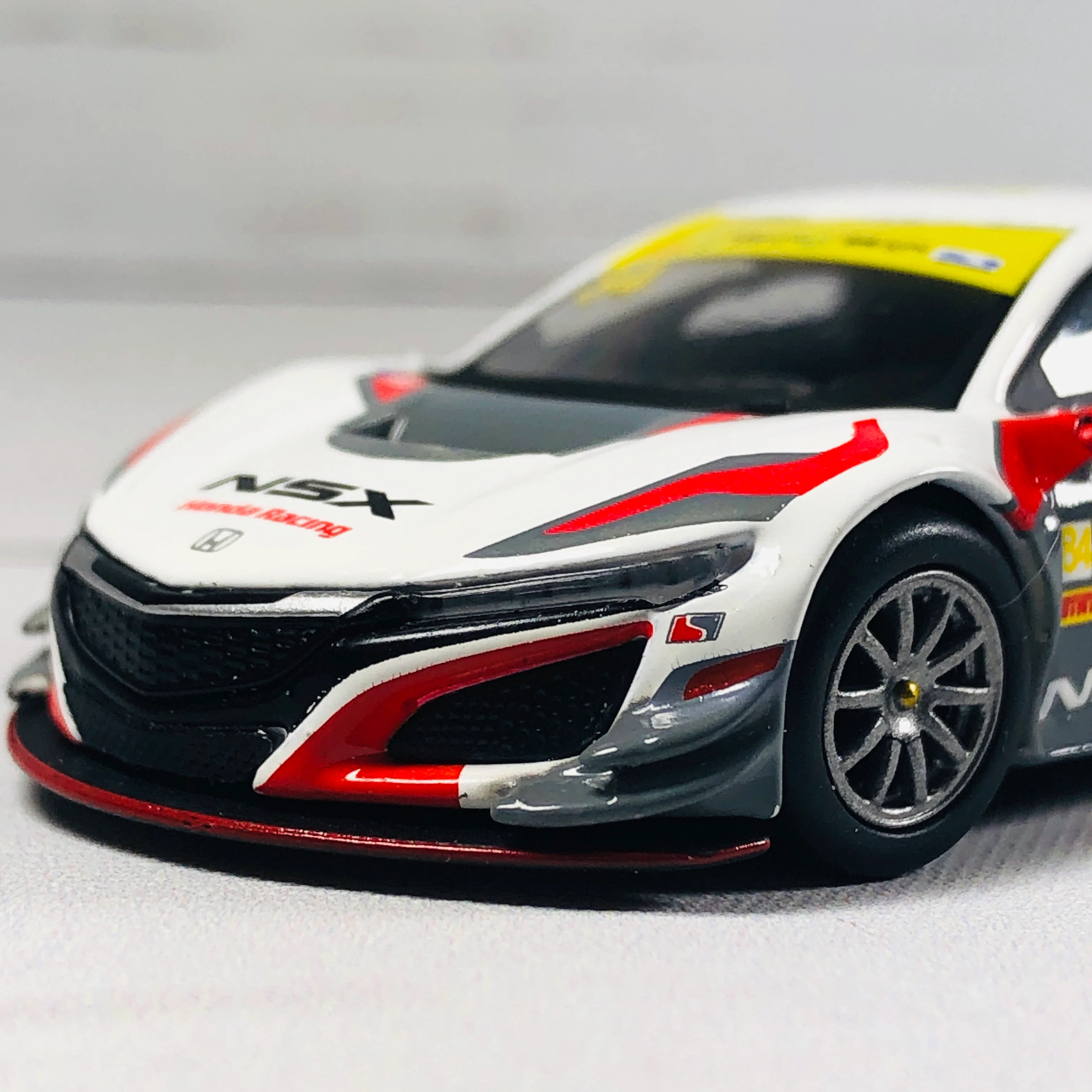 MINI GT 1/64 Honda NSX GT3 2017 Macau GP Honda Racing #84 Hong Kong Exclusive MGT00016 - Image 4