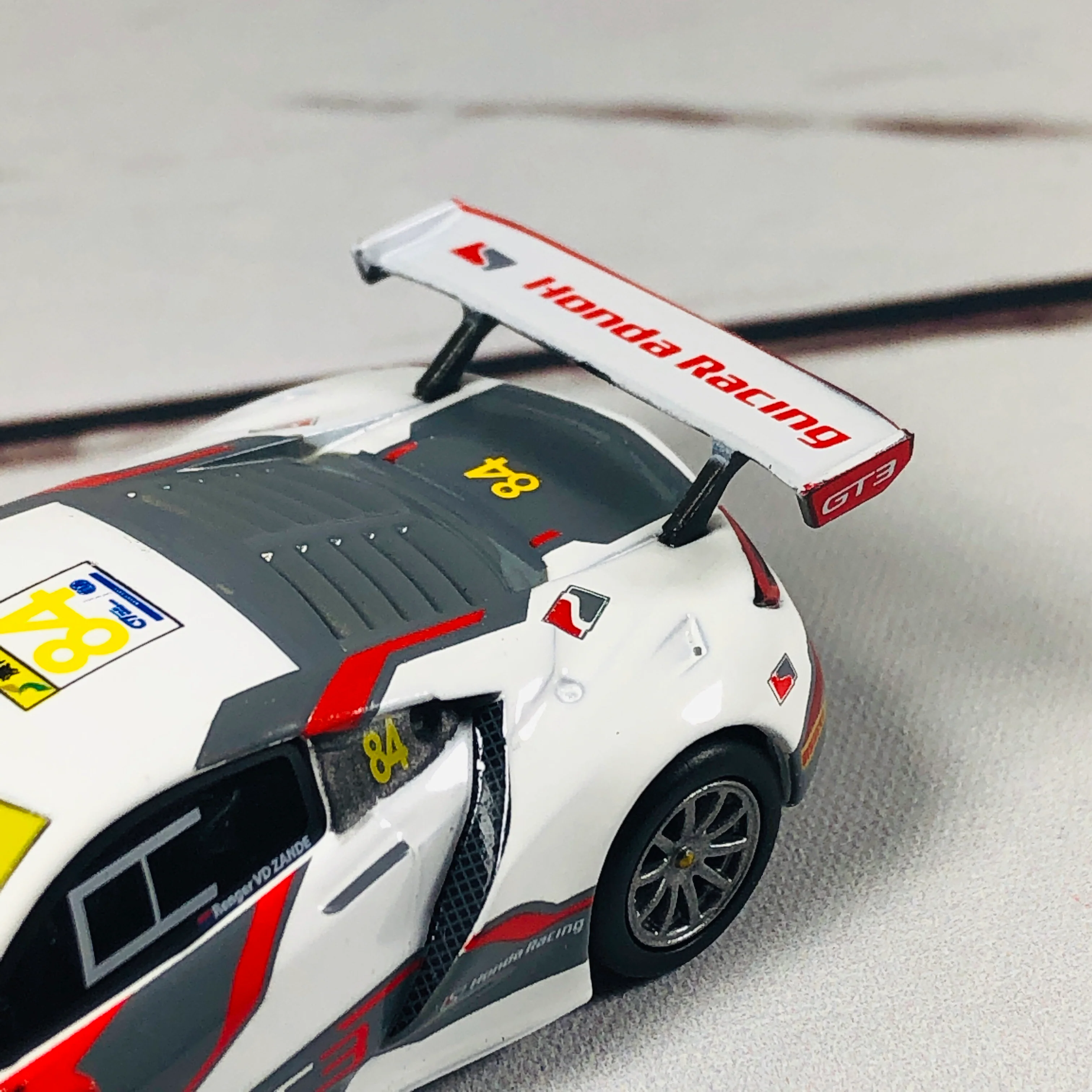 MINI GT 1/64 Honda NSX GT3 2017 Macau GP Honda Racing #84 Hong Kong Exclusive MGT00016 - Image 7