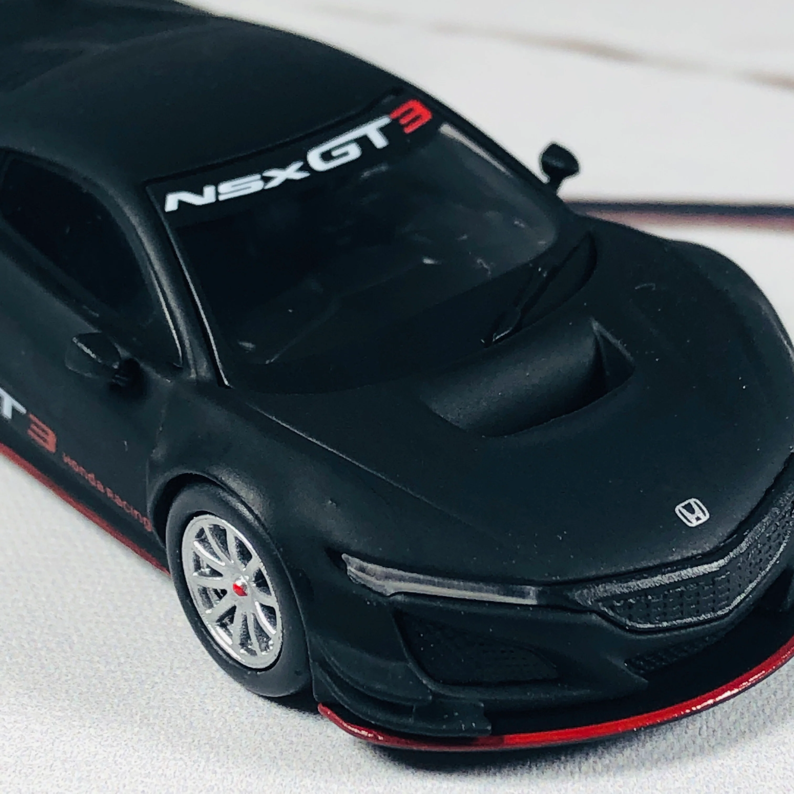 MINI GT 1/64 Honda NSX GT3 Presentation - Image 6