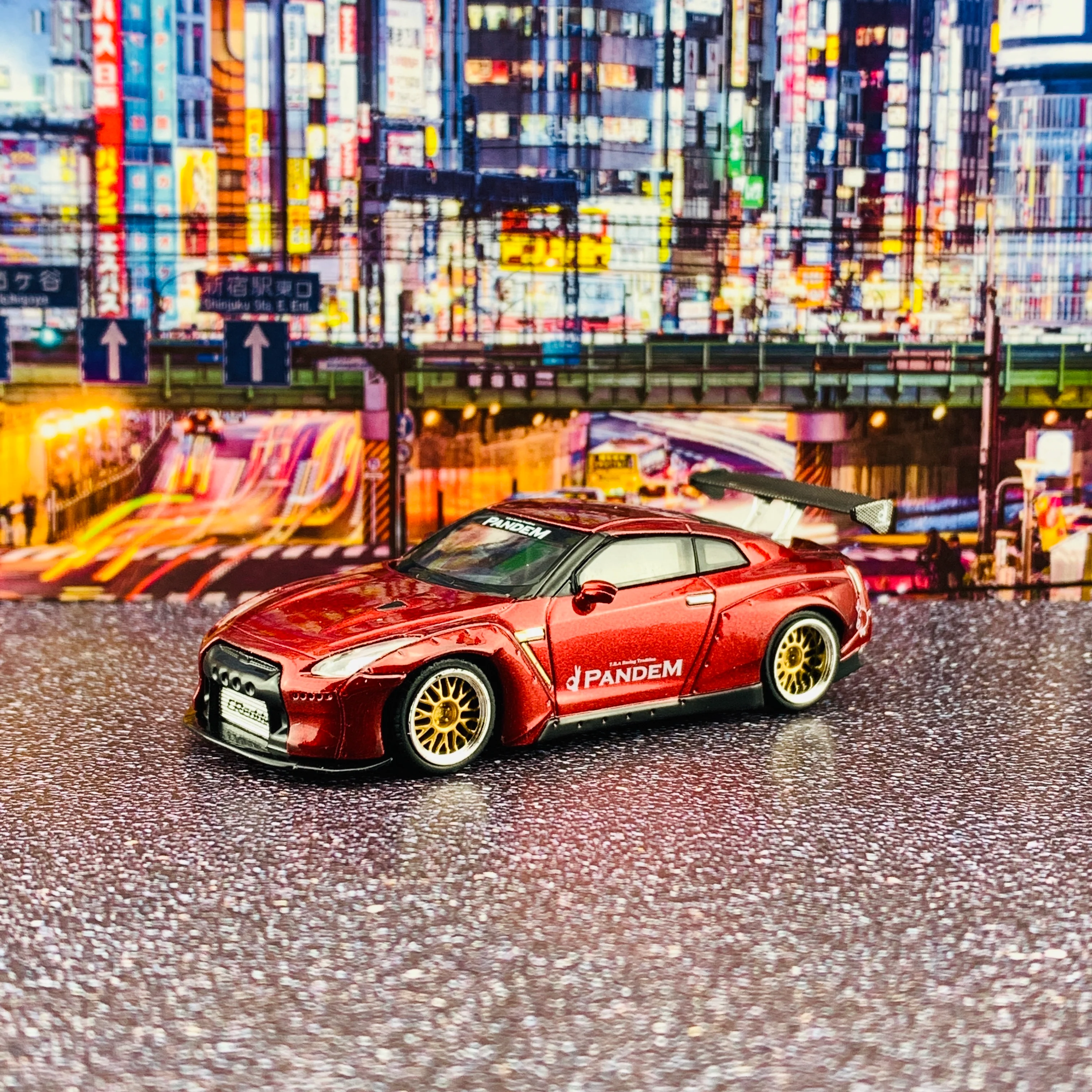 MINI GT 1/64 Pandem Nissan GTR R35 GT Wing Lava Red RHD MGT00092-R - Image 2