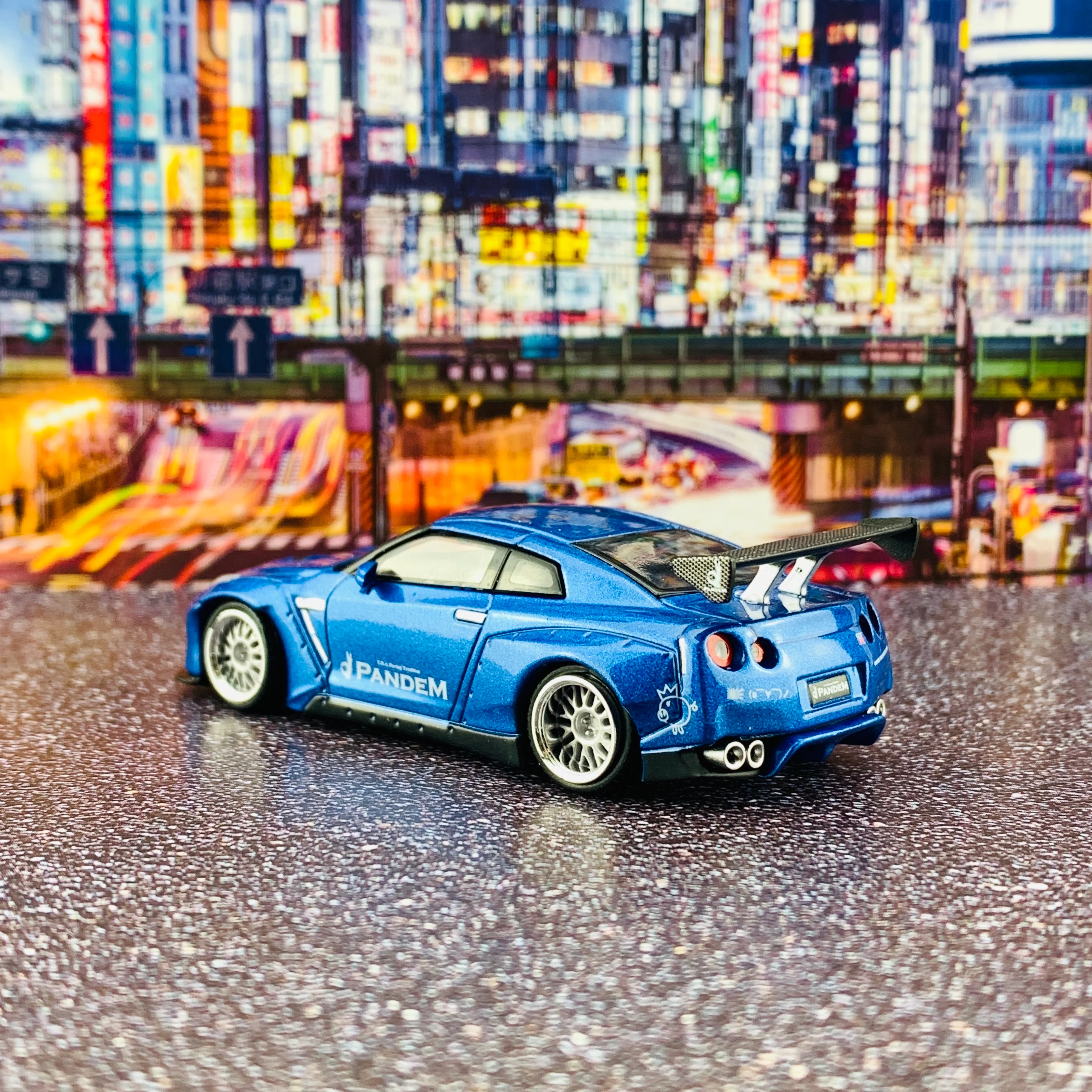 MINI GT 1/64 Pandem Nissan GTR R35 GT Wing Metallic Blue Japan Exclusive RHD MGT00096-R - Image 3