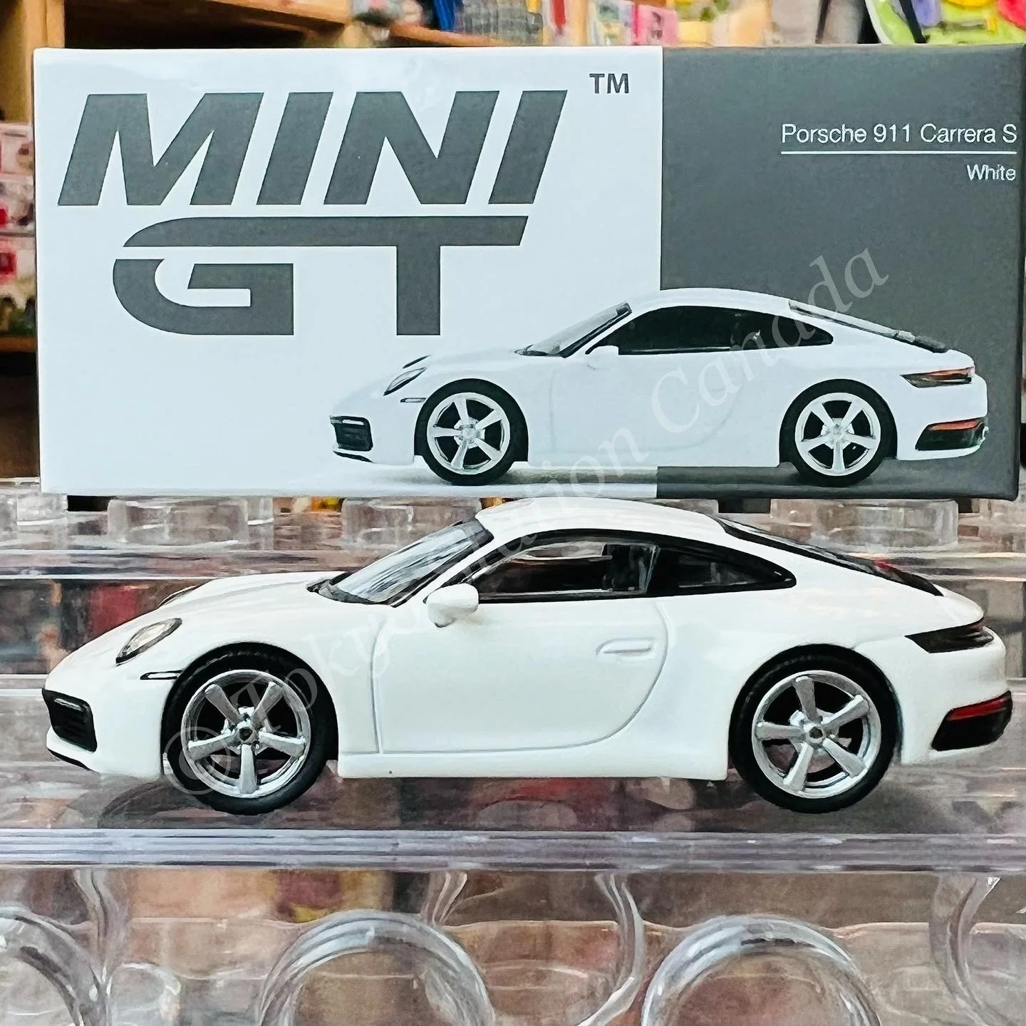 MINI GT 1/64 Porsche 911 (992) Carrera S White RHD MGT00380-R - Image 4
