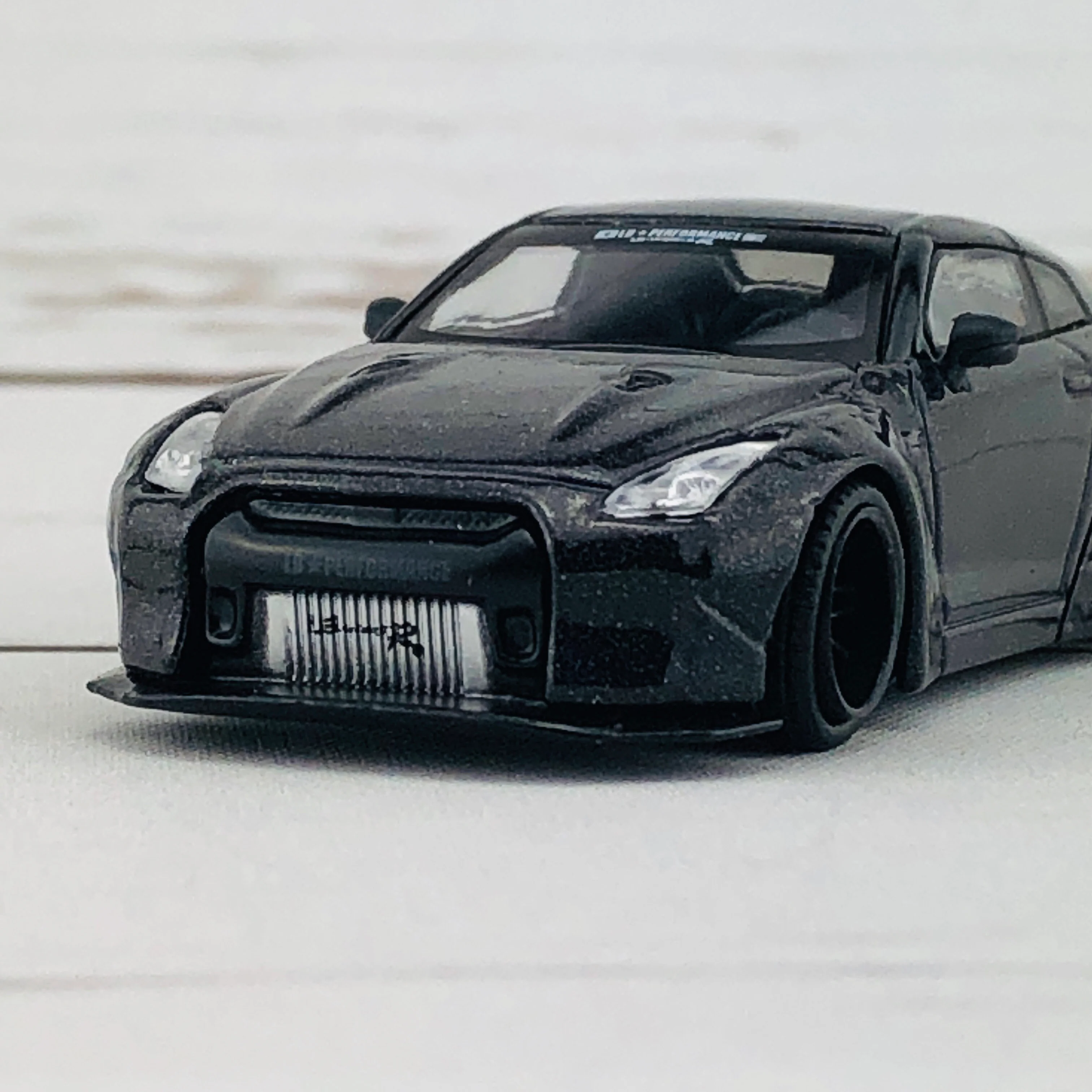 MINI GT LIBERTYWALK LB★WORKS Nissan GTR (R35) Magic Grey LHD MGT00035-L - Image 4