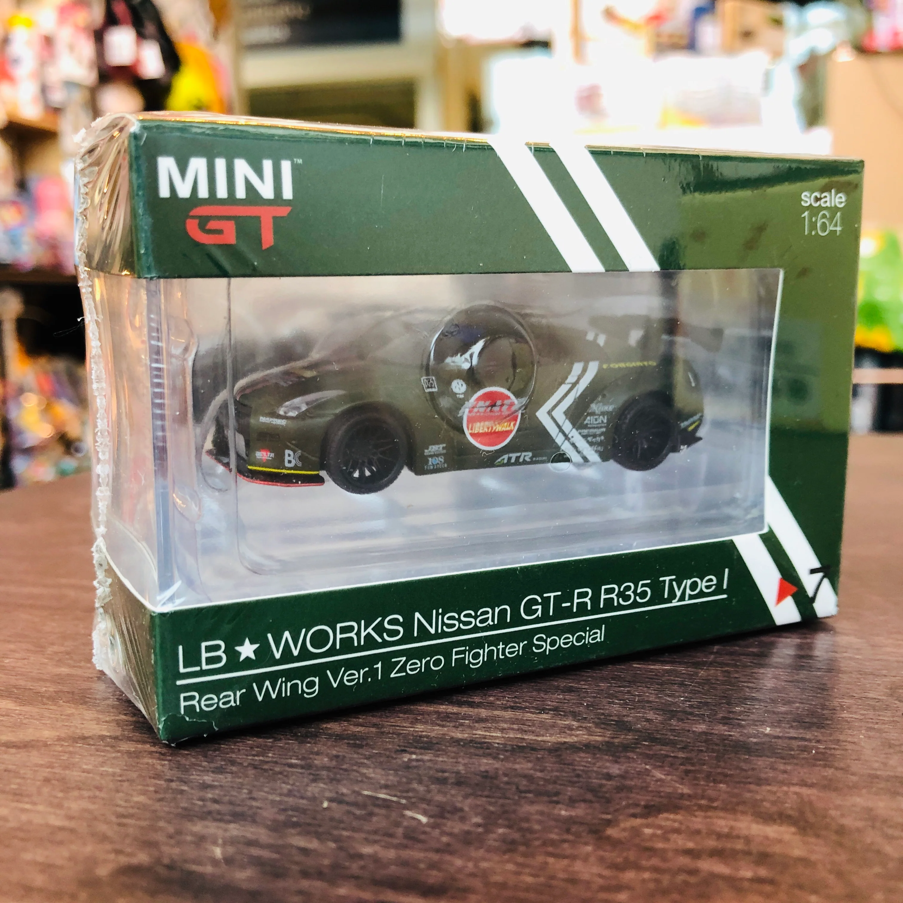 MINI GT LIBERTYWALK LB★WORKS Nissan GTR (R35) Type I Rear Wing Ver.1 Zero Fighter Special - Image 3