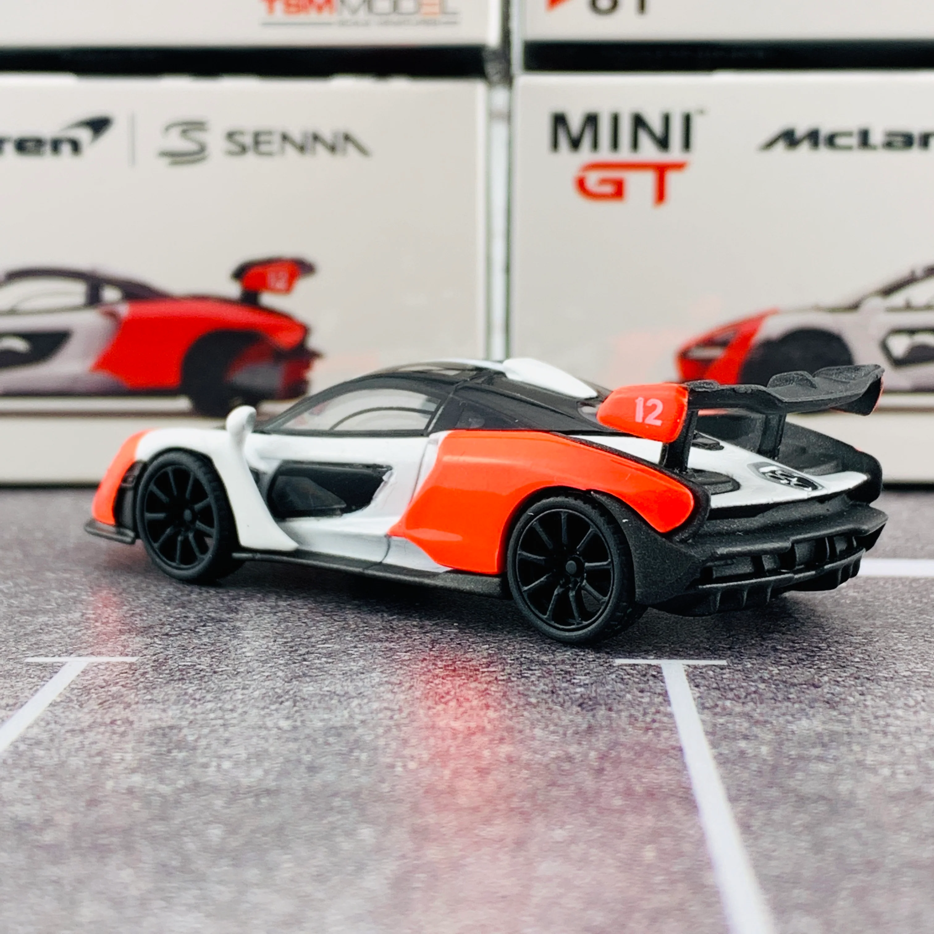 MINI GT McLaren Senna Orange/Red RHD MGT00081-R - Image 4