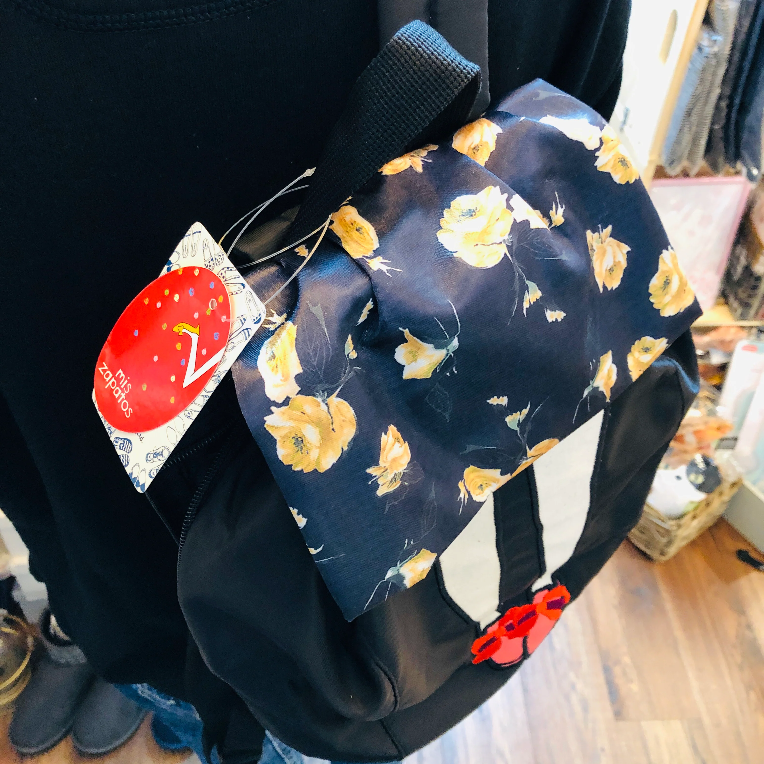 mis zapatos Floral Skirt Nylon Backpack - Black - Image 3