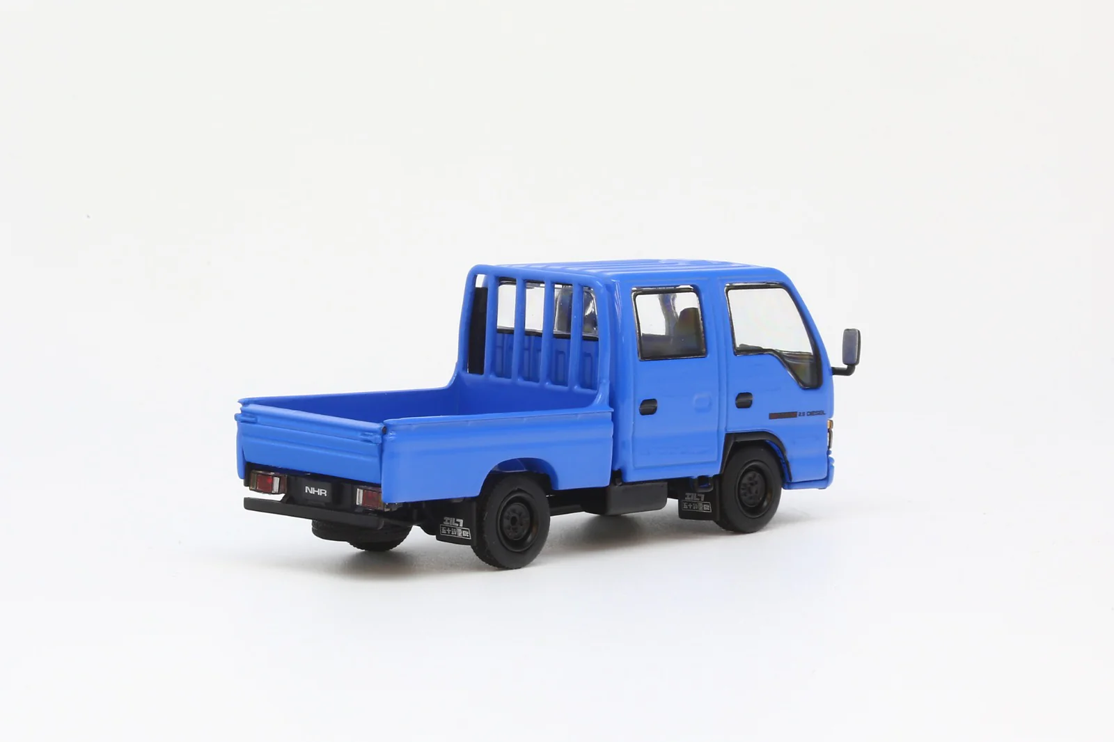 Model 1 1/64 Isuzu ELF NHR Custom Version Blue with Black Wheels LHD T66639 - Image 5