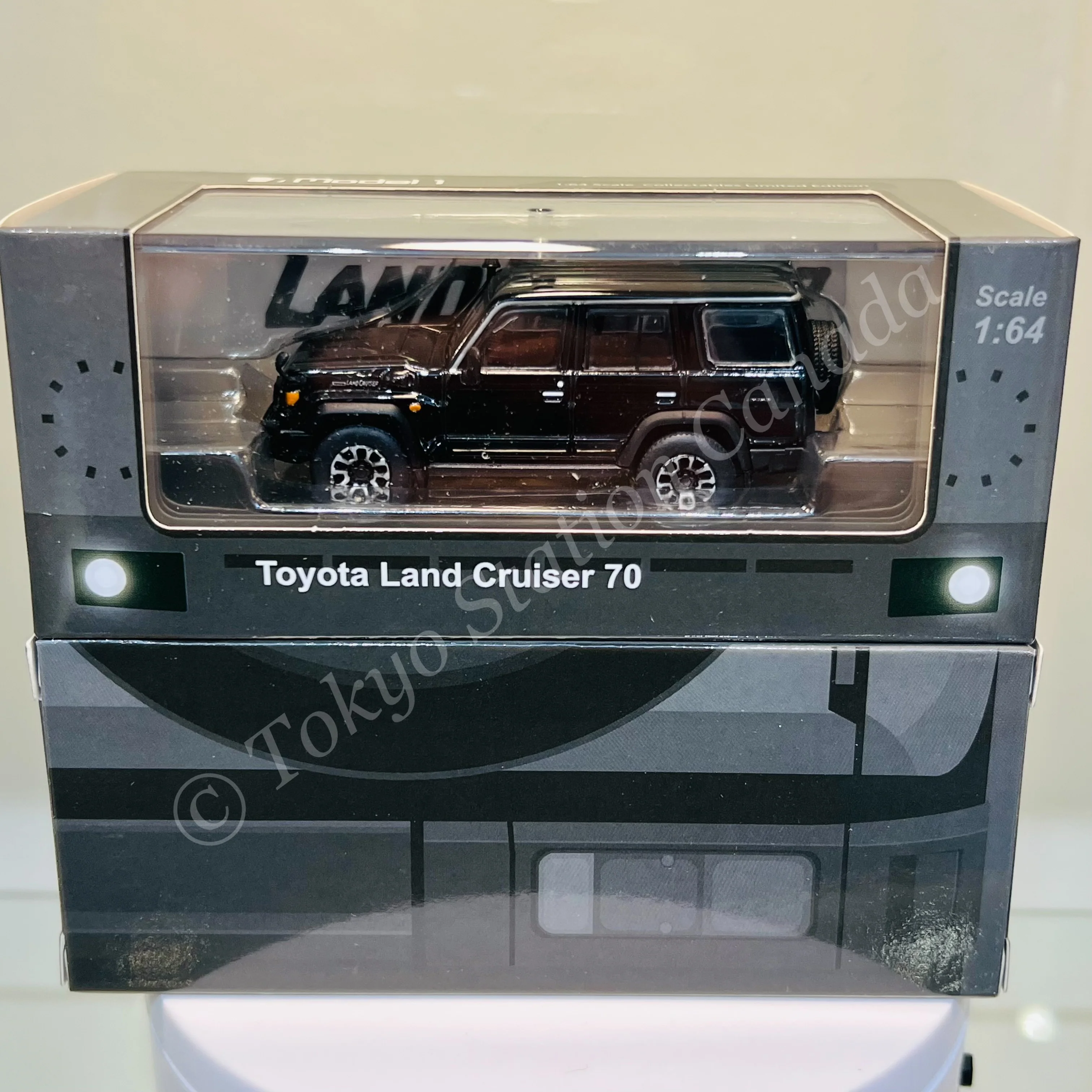 MODEL 1 1/64 Toyota Land Cruiser 70 Attitude Black Mica RHD C33173 - Image 2