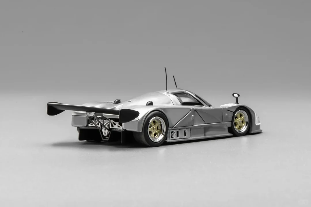 MOTORHELIX 1/64 Mazda 787B POLISHING VERSION GMHS 2025 Exclusive Event Model M60102 - Image 2