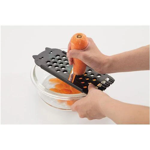 Nyammy Cat Series by KAI - Flat Grater DH-2724 - Image 3
